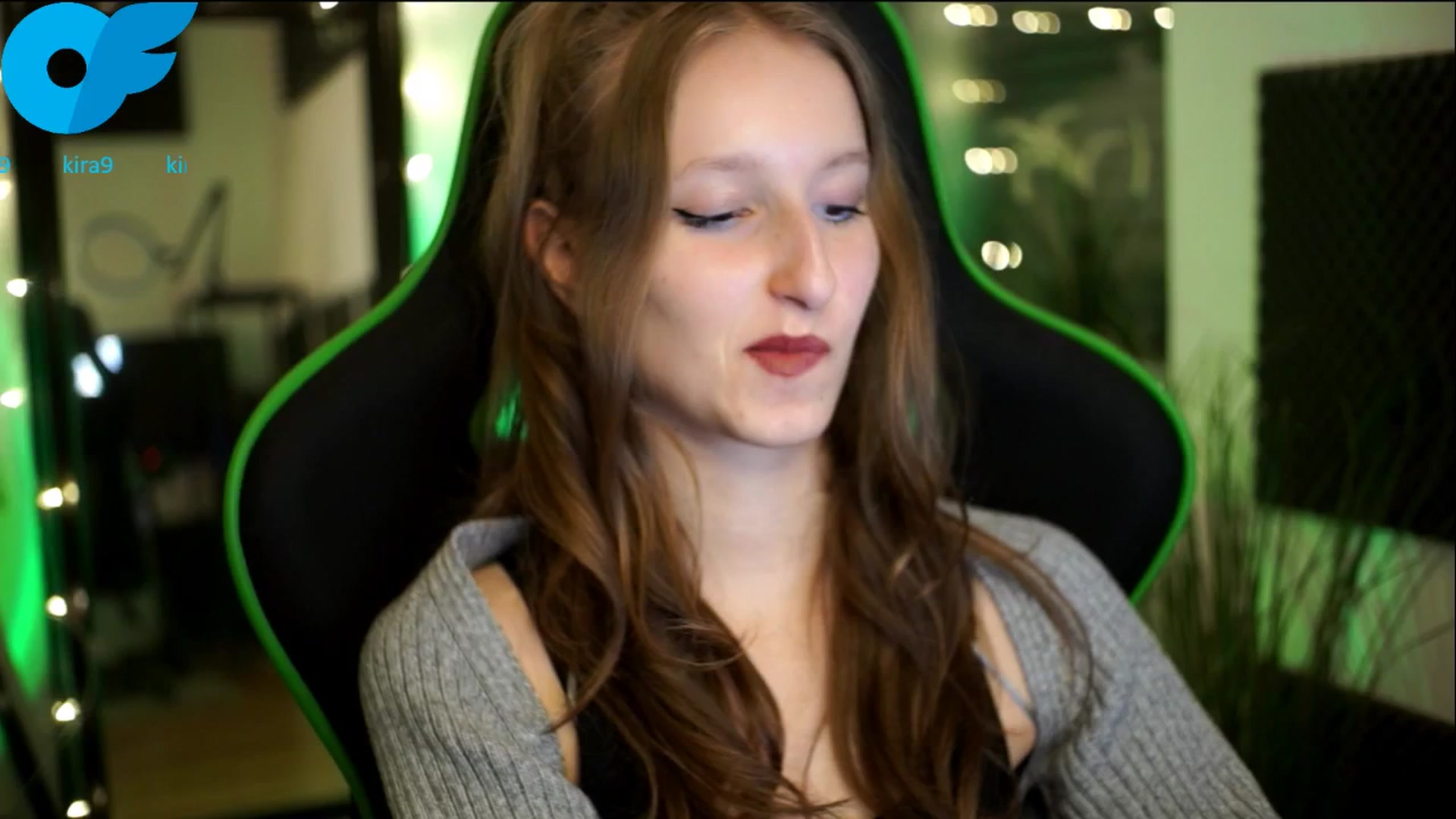 Gallery image thumbnail from Kira9's myfreecams stream on, 11/09/2025, 19:55 image 19 of 20