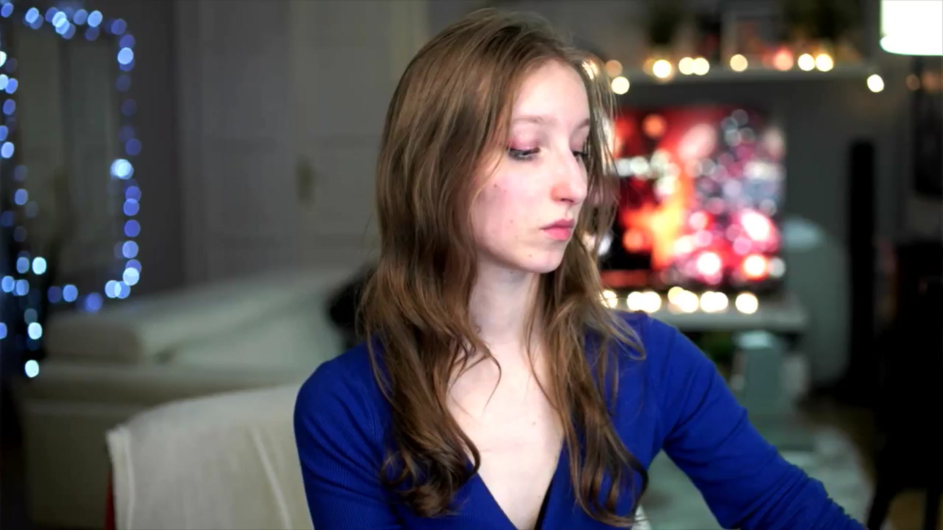 Gallery image thumbnail from Kira9's myfreecams stream on, 11/27/2025, 19:29 image 7 of 20