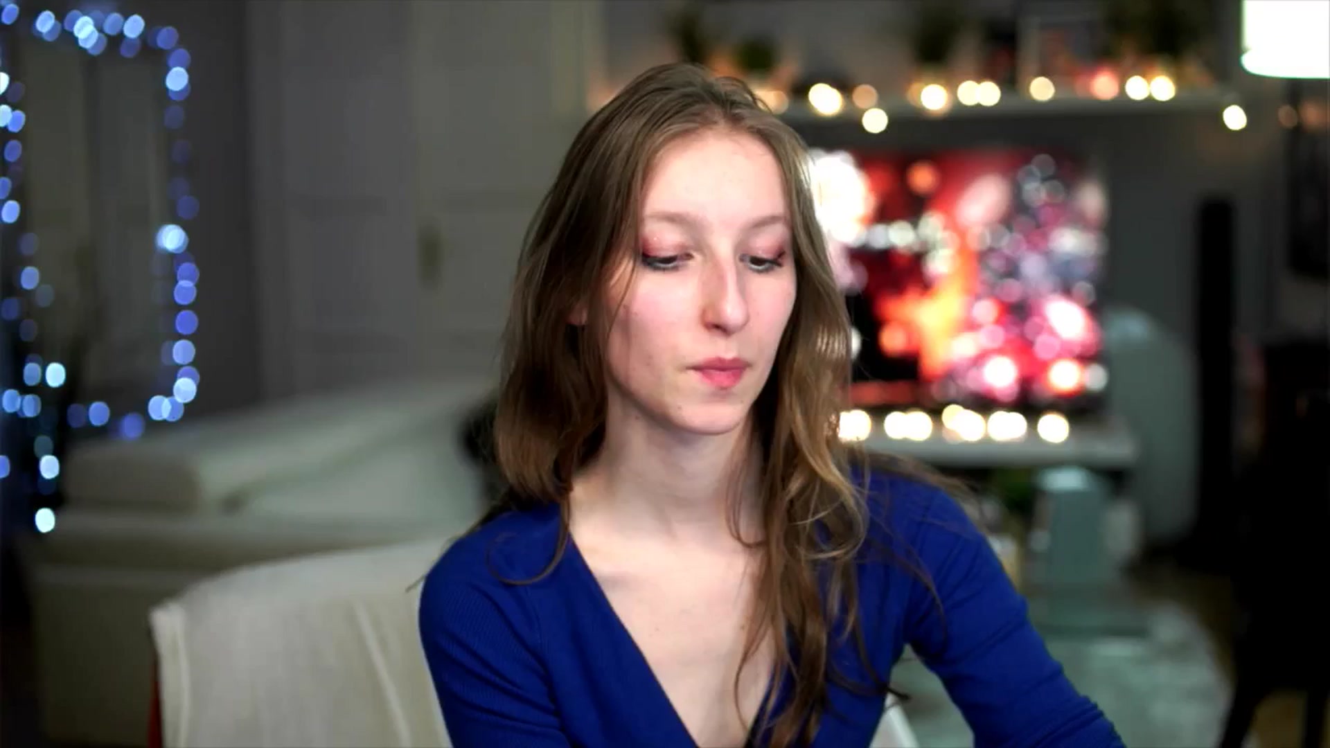 Gallery image thumbnail from Kira9's myfreecams stream on, 11/27/2025, 19:29 image 3 of 20