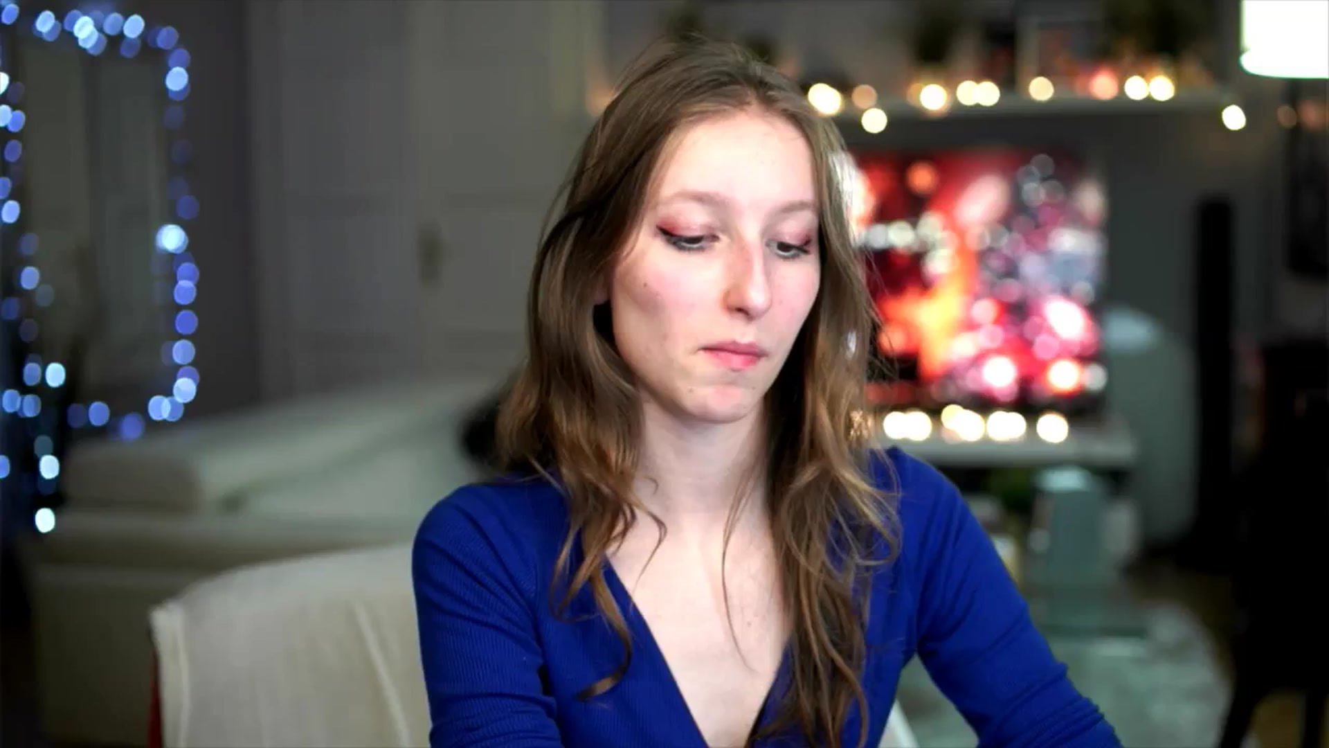 Gallery image thumbnail from Kira9's myfreecams stream on, 11/27/2025, 19:29 image 8 of 20