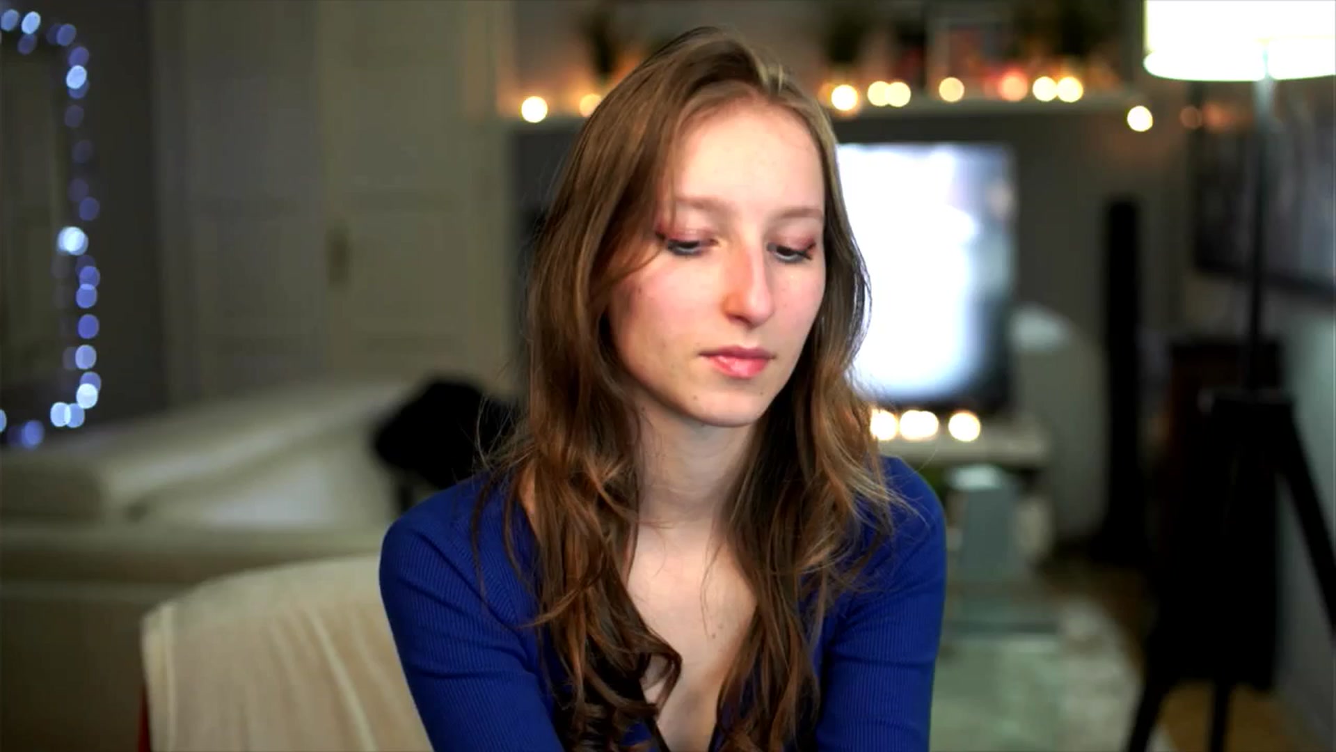 Gallery image thumbnail from Kira9's myfreecams stream on, 11/27/2025, 22:05 image 2 of 20