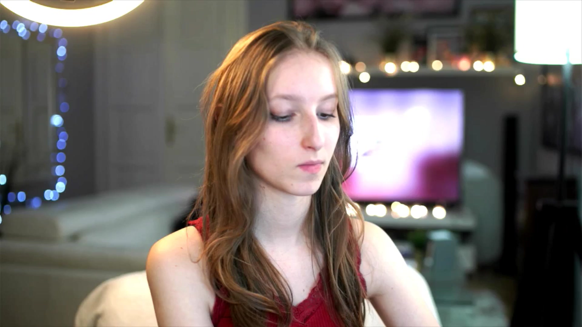 Gallery image thumbnail from Kira9's myfreecams stream on, 11/30/2025, 19:44 image 1 of 20