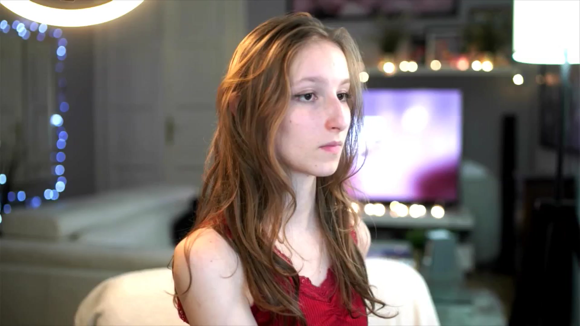 Gallery image thumbnail from Kira9's myfreecams stream on, 11/30/2025, 19:44 image 3 of 20