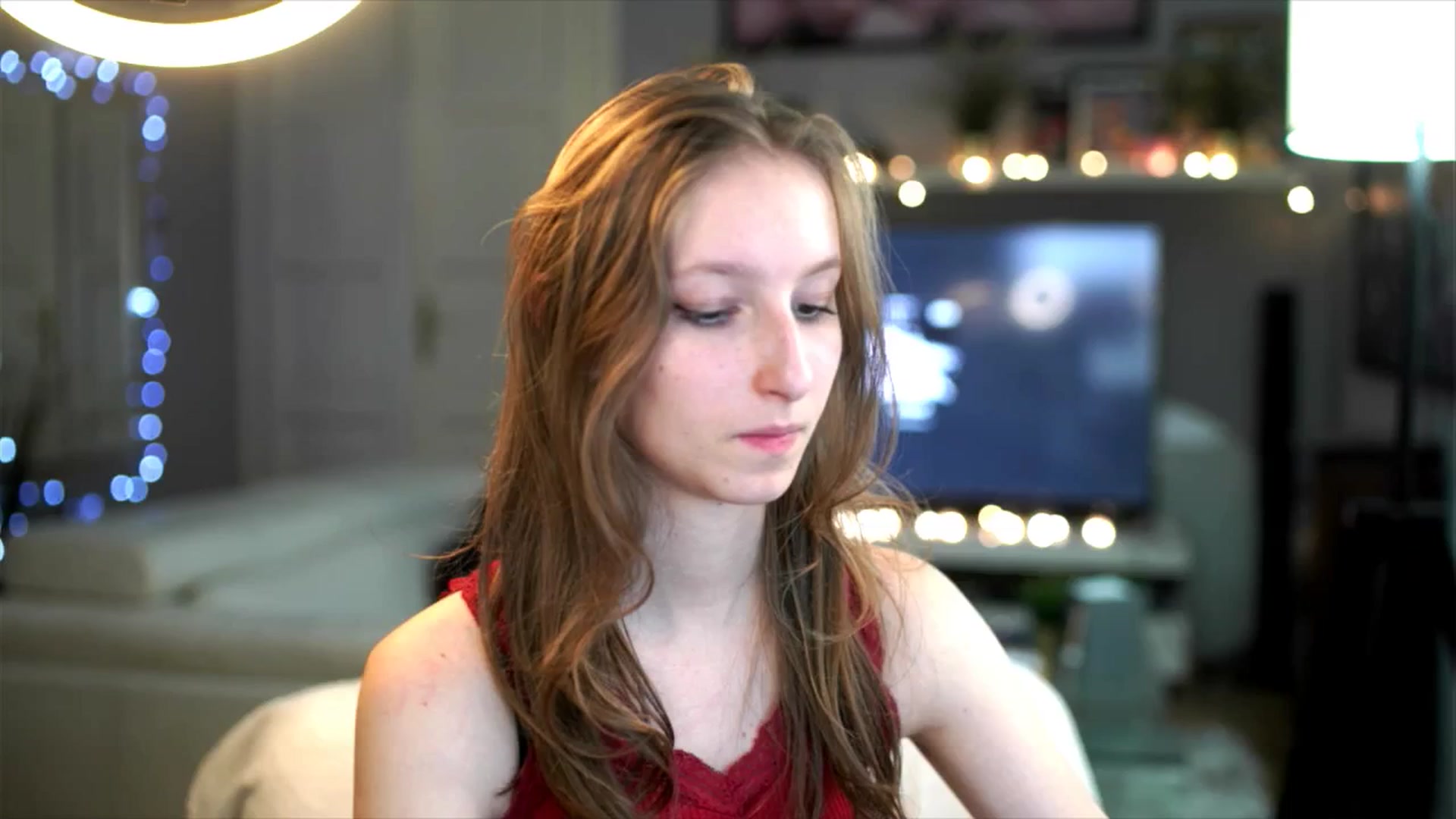 Gallery image thumbnail from Kira9's myfreecams stream on, 11/30/2025, 19:44 image 2 of 20