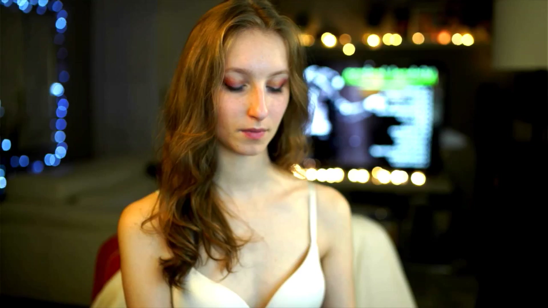 Gallery image thumbnail from Kira9's myfreecams stream on, 12/05/2025, 20:30 image 7 of 20