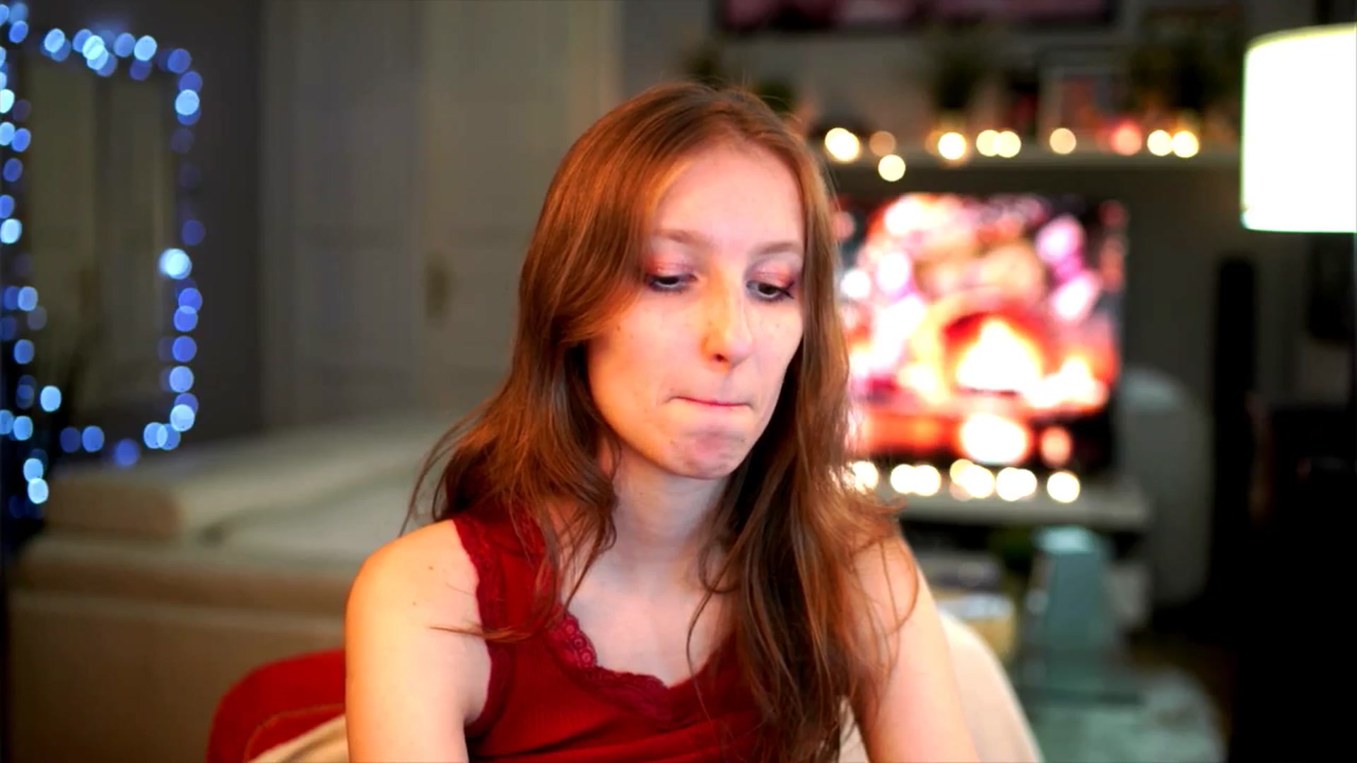 Gallery image thumbnail from Kira9's myfreecams stream on, 12/06/2025, 20:18 image 2 of 20