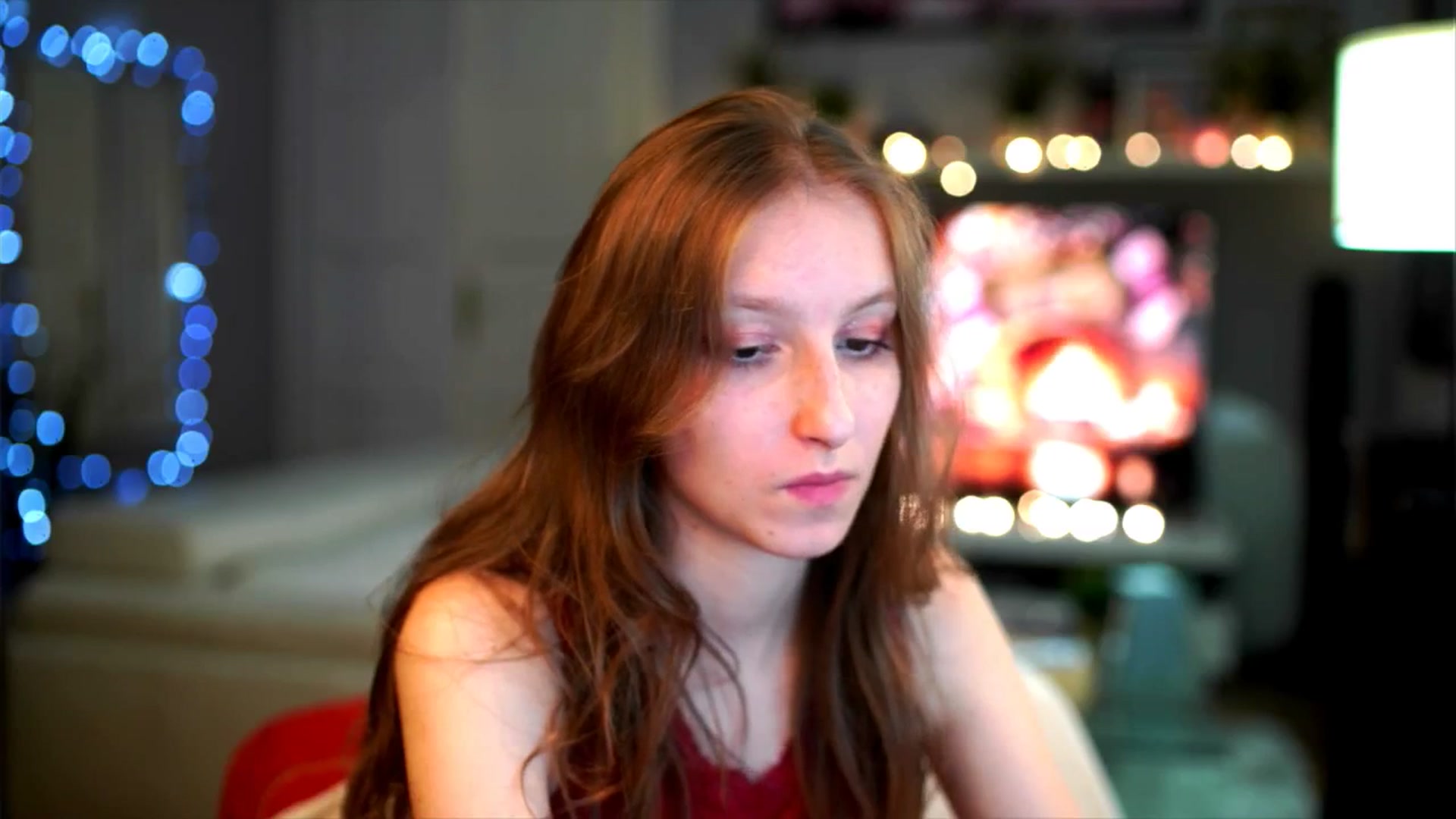 Gallery image thumbnail from Kira9's myfreecams stream on, 12/06/2025, 20:18 image 12 of 20