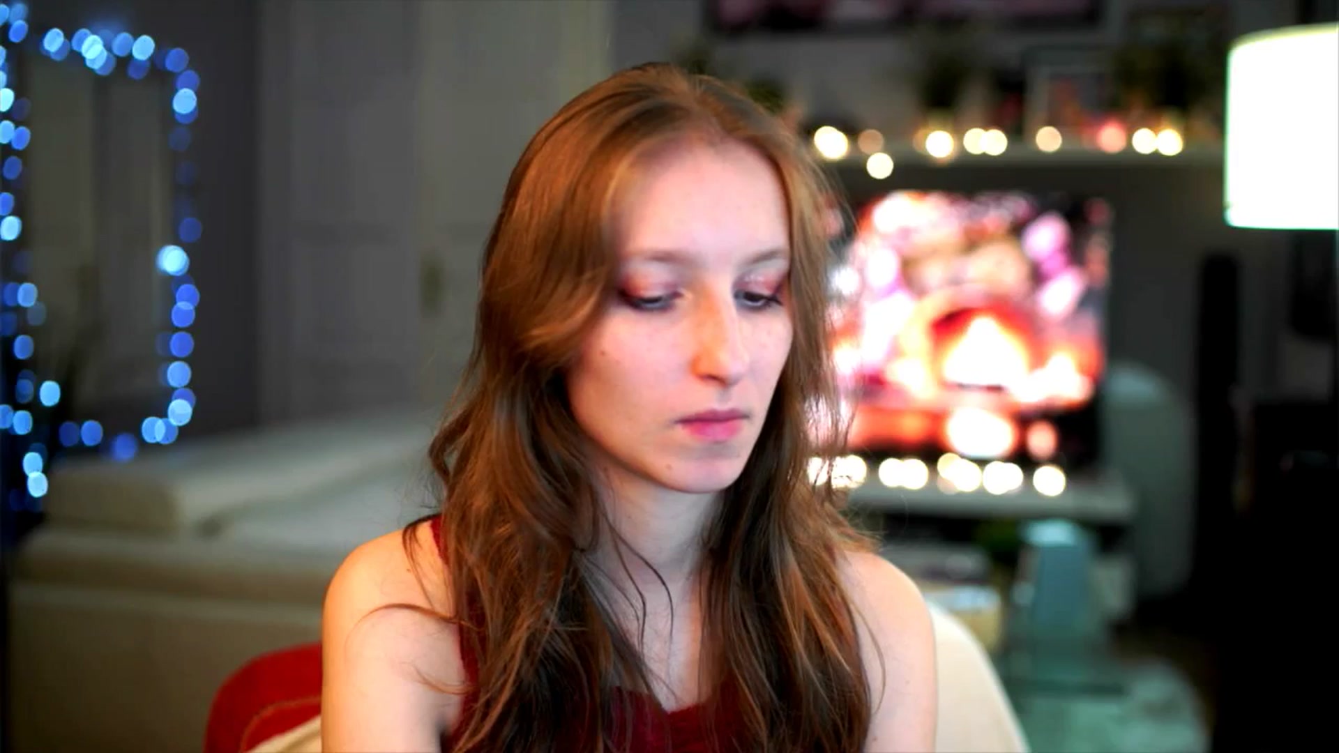 Gallery image thumbnail from Kira9's myfreecams stream on, 12/06/2025, 20:18 image 6 of 20