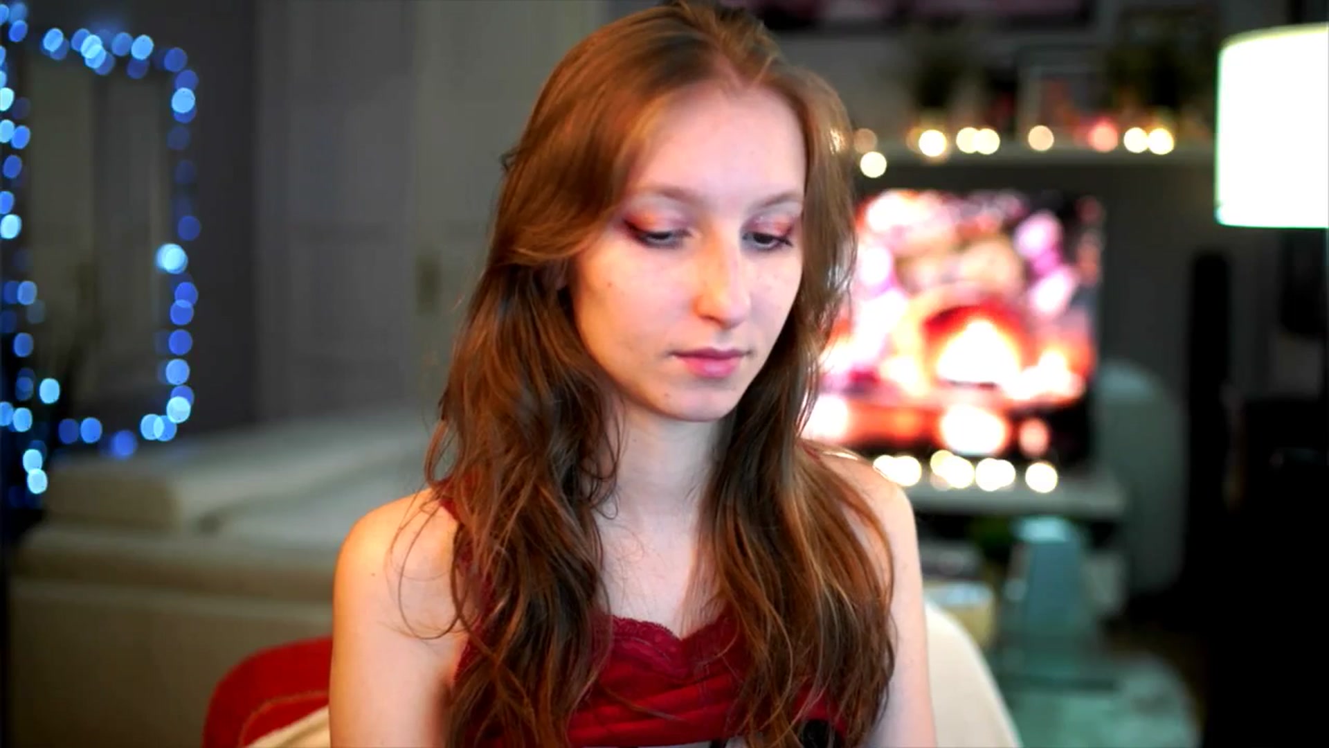 Gallery image thumbnail from Kira9's myfreecams stream on, 12/06/2025, 20:18 image 4 of 20