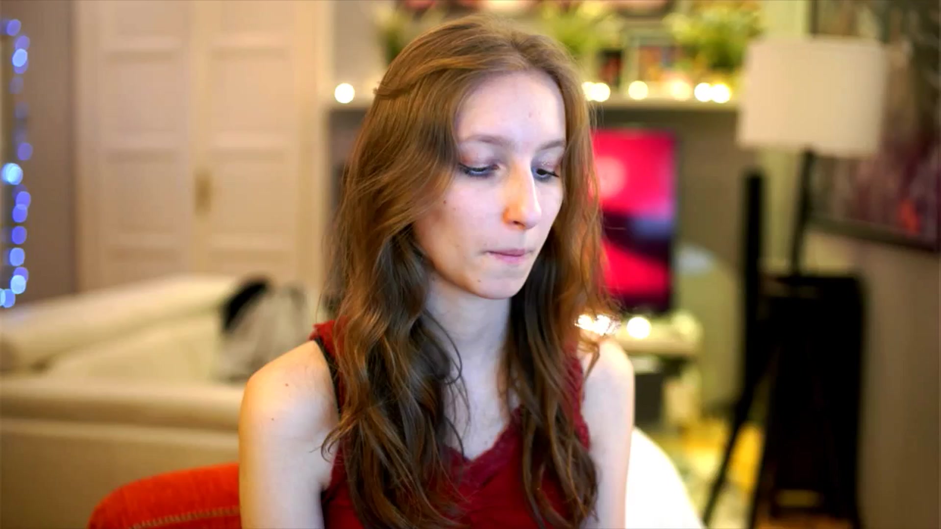 Gallery image thumbnail from Kira9's myfreecams stream on, 12/08/2025, 21:17 image 1 of 20