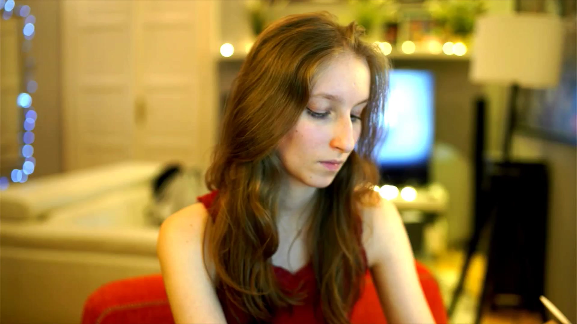 Gallery image thumbnail from Kira9's myfreecams stream on, 12/08/2025, 21:50 image 11 of 20