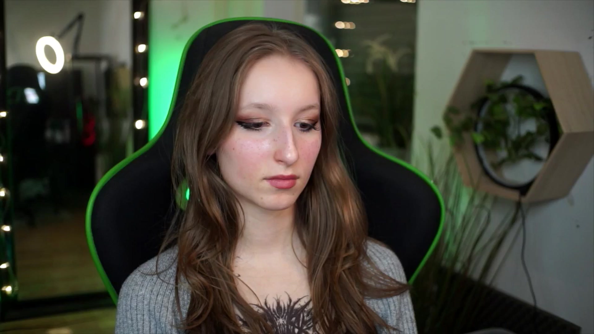 Gallery image thumbnail from Kira9's myfreecams stream on, 01/01/2026, 16:46 image 16 of 20