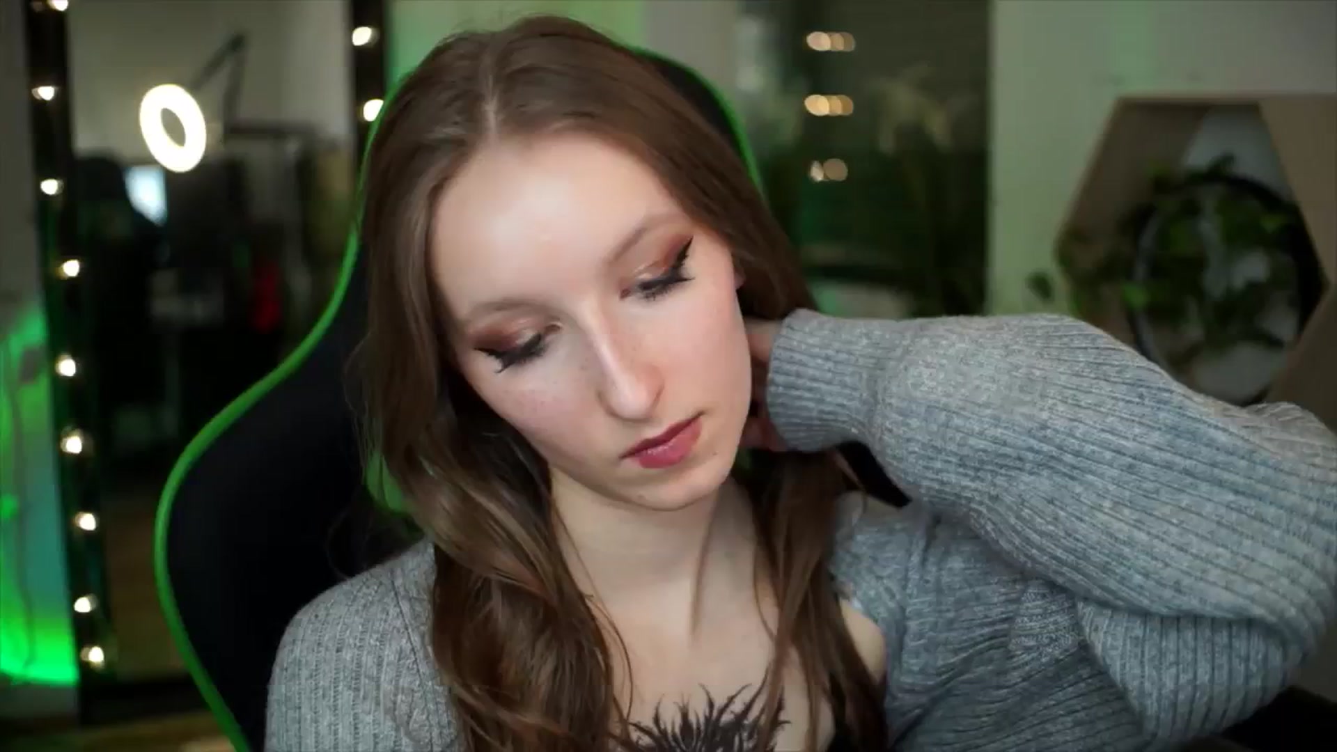Gallery image thumbnail from Kira9's myfreecams stream on, 01/01/2026, 19:49 image 11 of 20