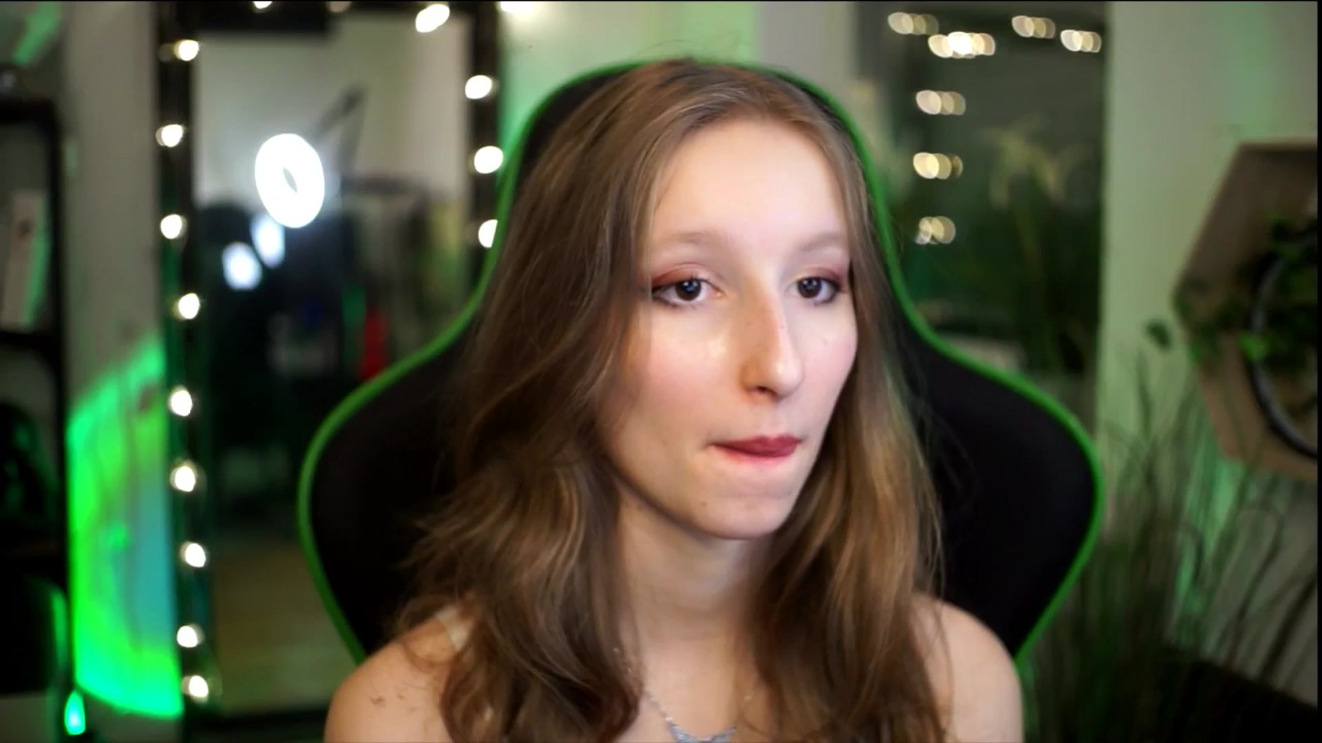 Gallery image thumbnail from Kira9's myfreecams stream on, 01/03/2026, 22:00 image 13 of 20
