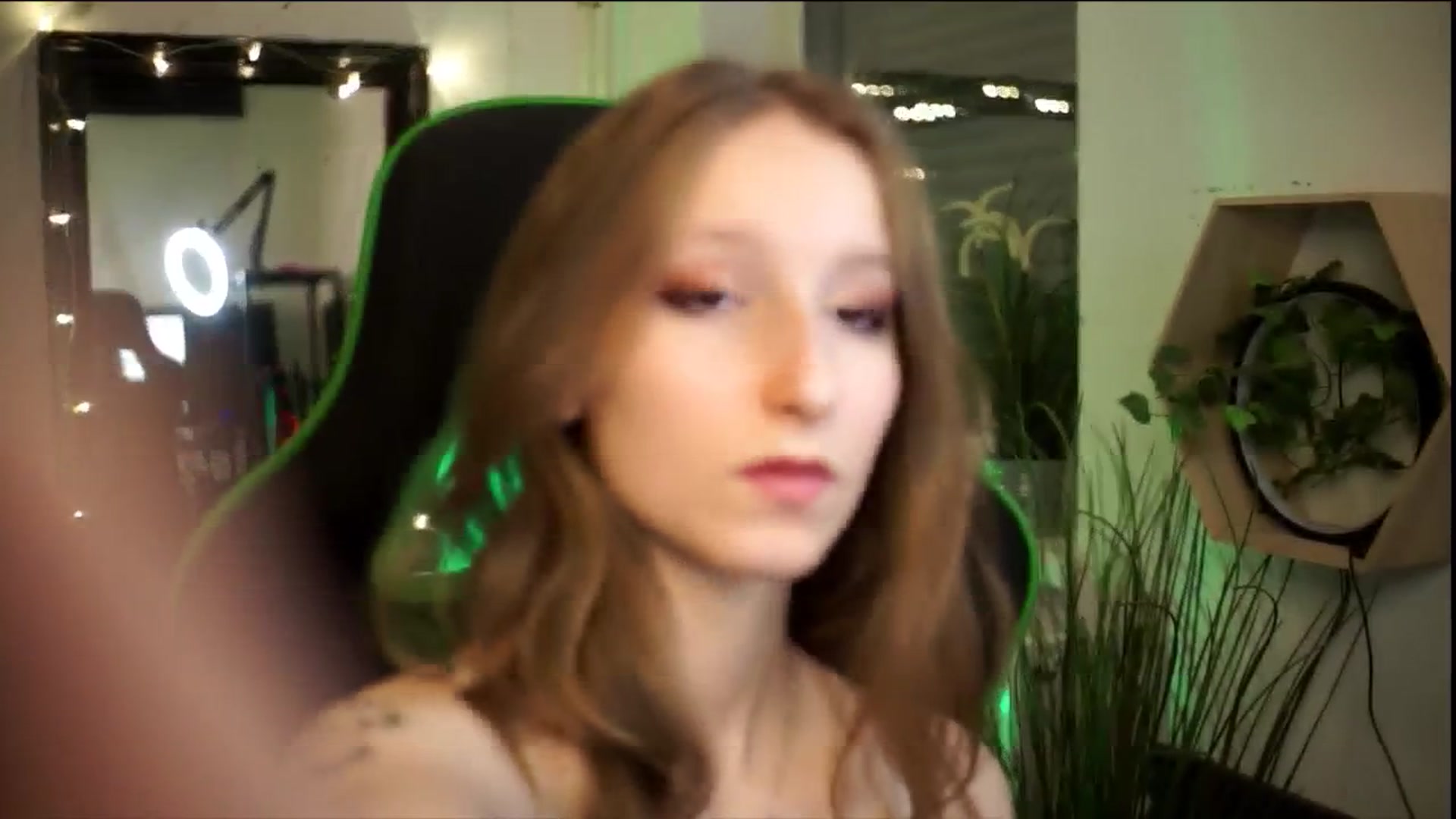 Gallery image thumbnail from Kira9's myfreecams stream on, 01/03/2026, 22:00 image 9 of 20