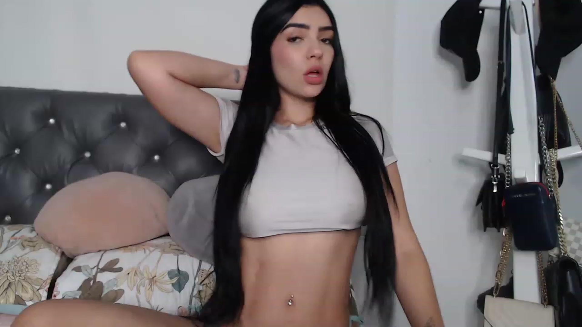 Gallery image thumbnail from KiraAmane's myfreecams stream on, 03/03/2023, 23:33 image 5 of 20