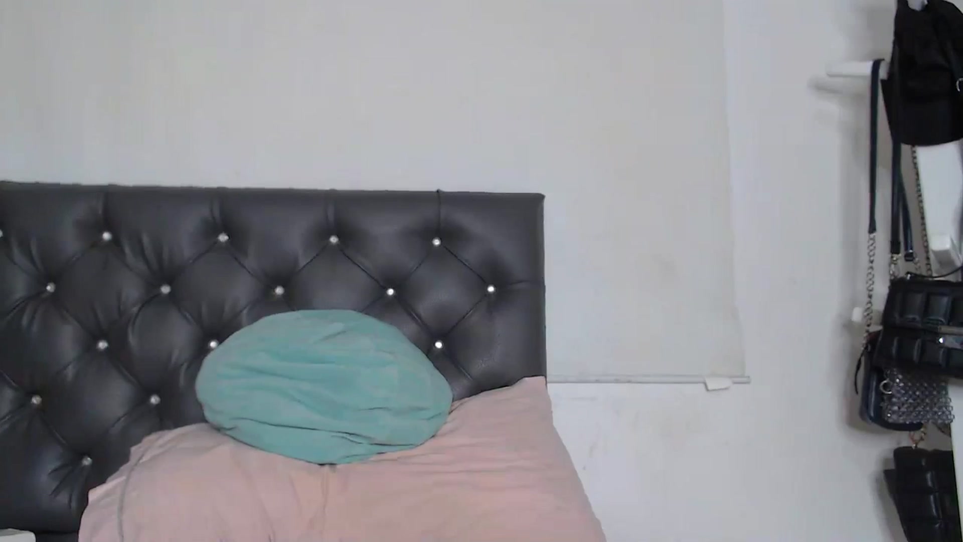 Gallery image thumbnail from KiraAmane's myfreecams stream on, 07/23/2023, 24:05 image 5 of 20