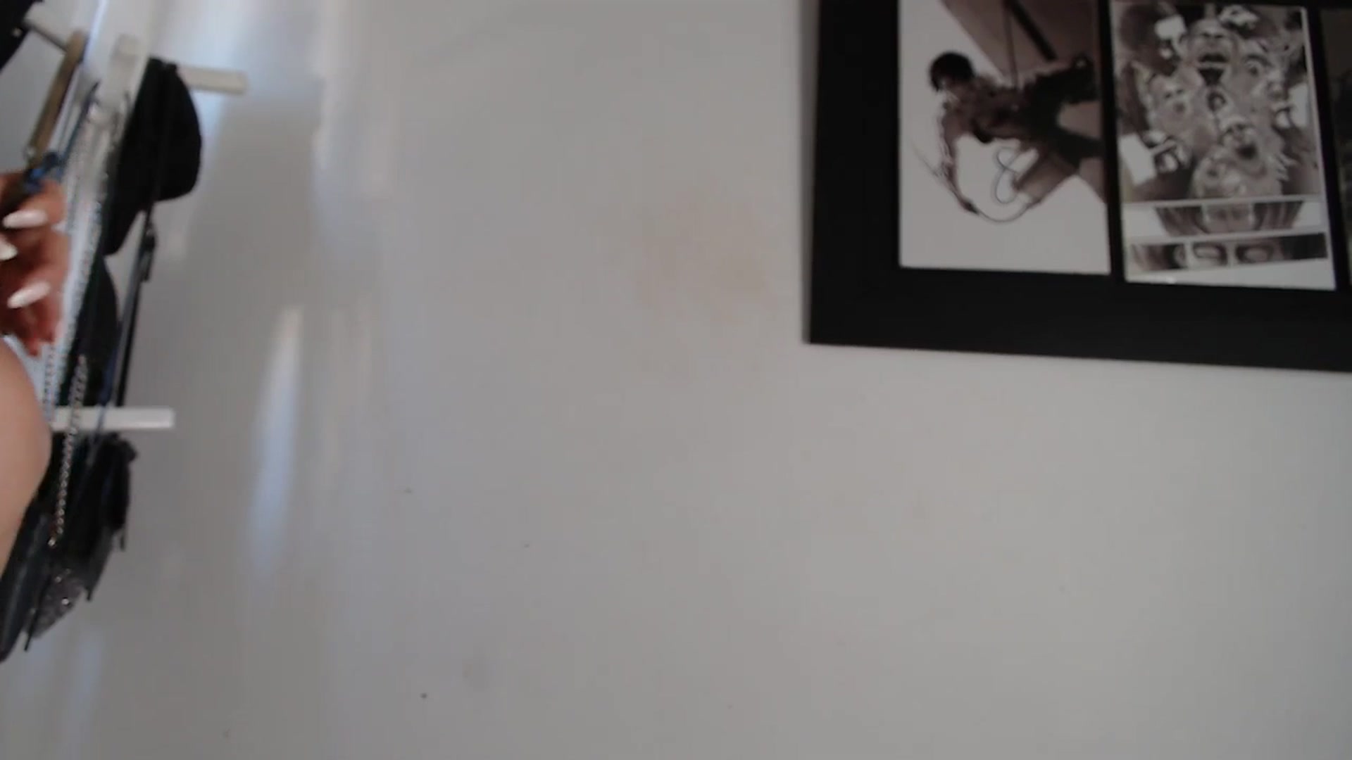 Gallery image thumbnail from KiraAmane's myfreecams stream on, 08/09/2023, 21:27 image 19 of 20