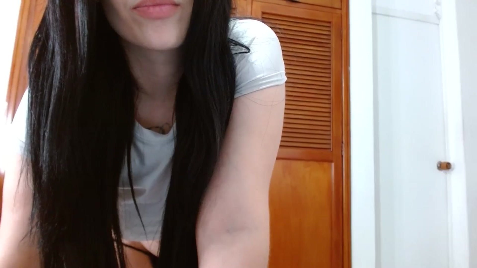 Gallery image thumbnail from KiraAmane's myfreecams stream on, 05/28/2024, 21:00 image 8 of 20