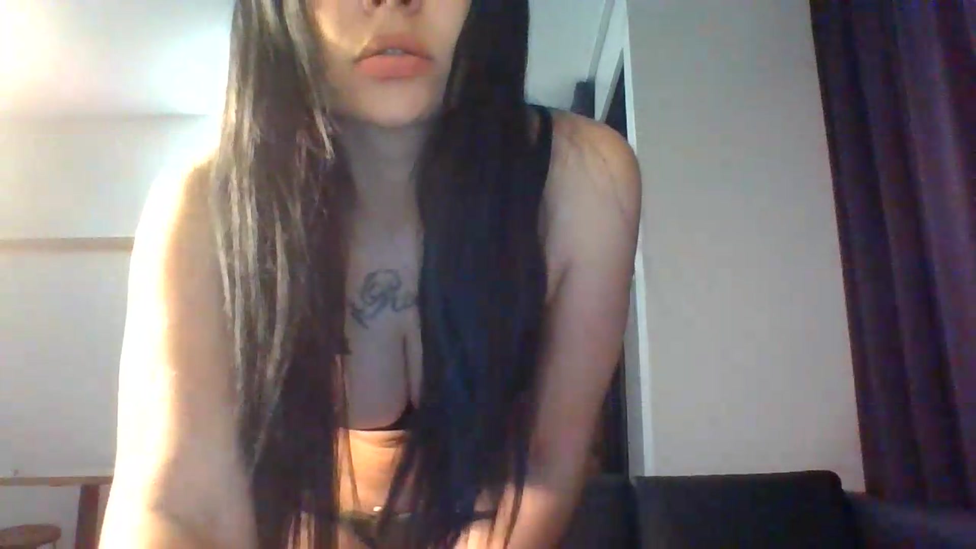 Gallery image thumbnail from KiraAmane's myfreecams stream on, 06/29/2026, 21:29 image 8 of 20