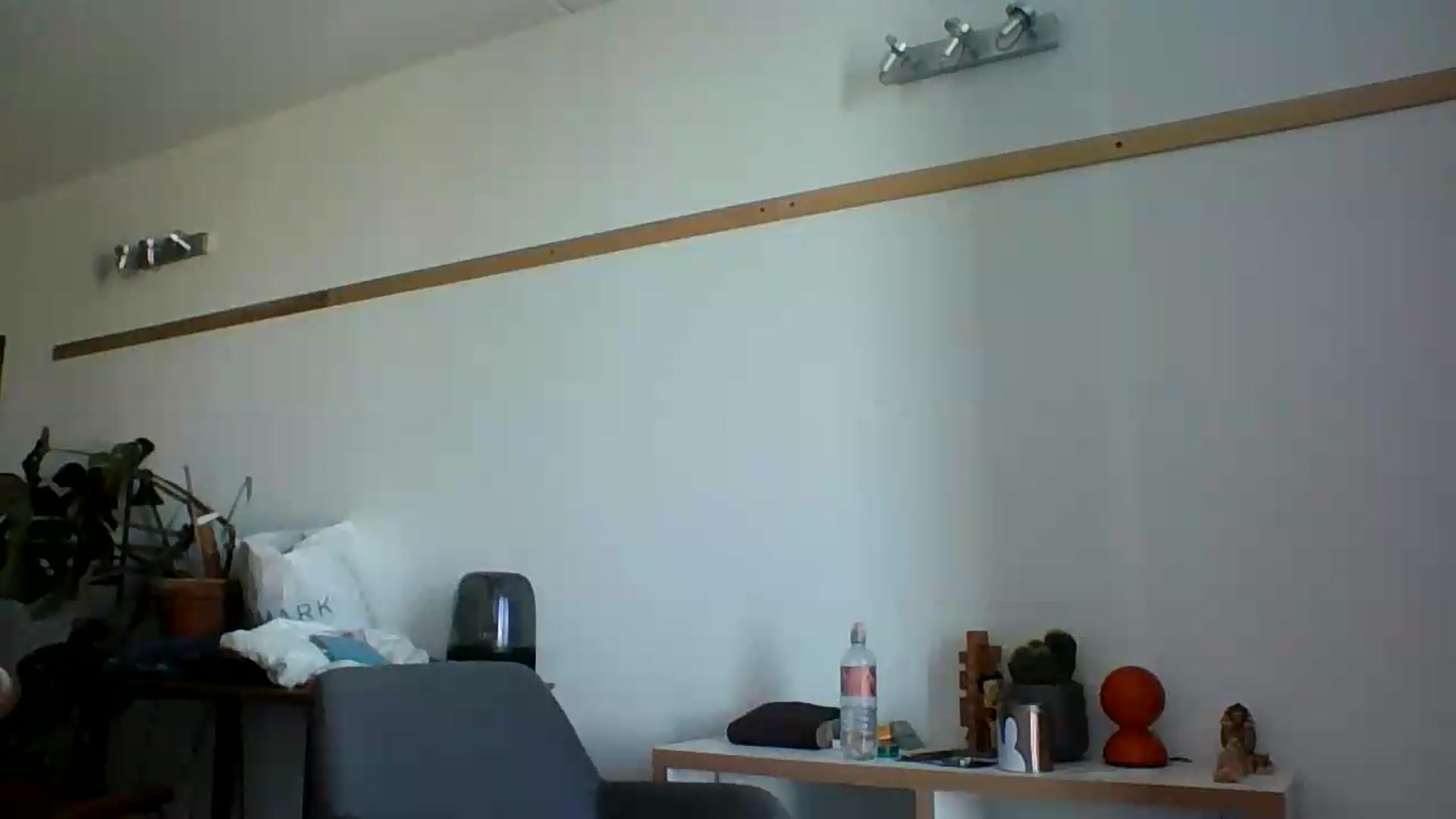 Gallery image thumbnail from KiraAmane's myfreecams stream on, 08/13/2026, 11:10 image 16 of 20