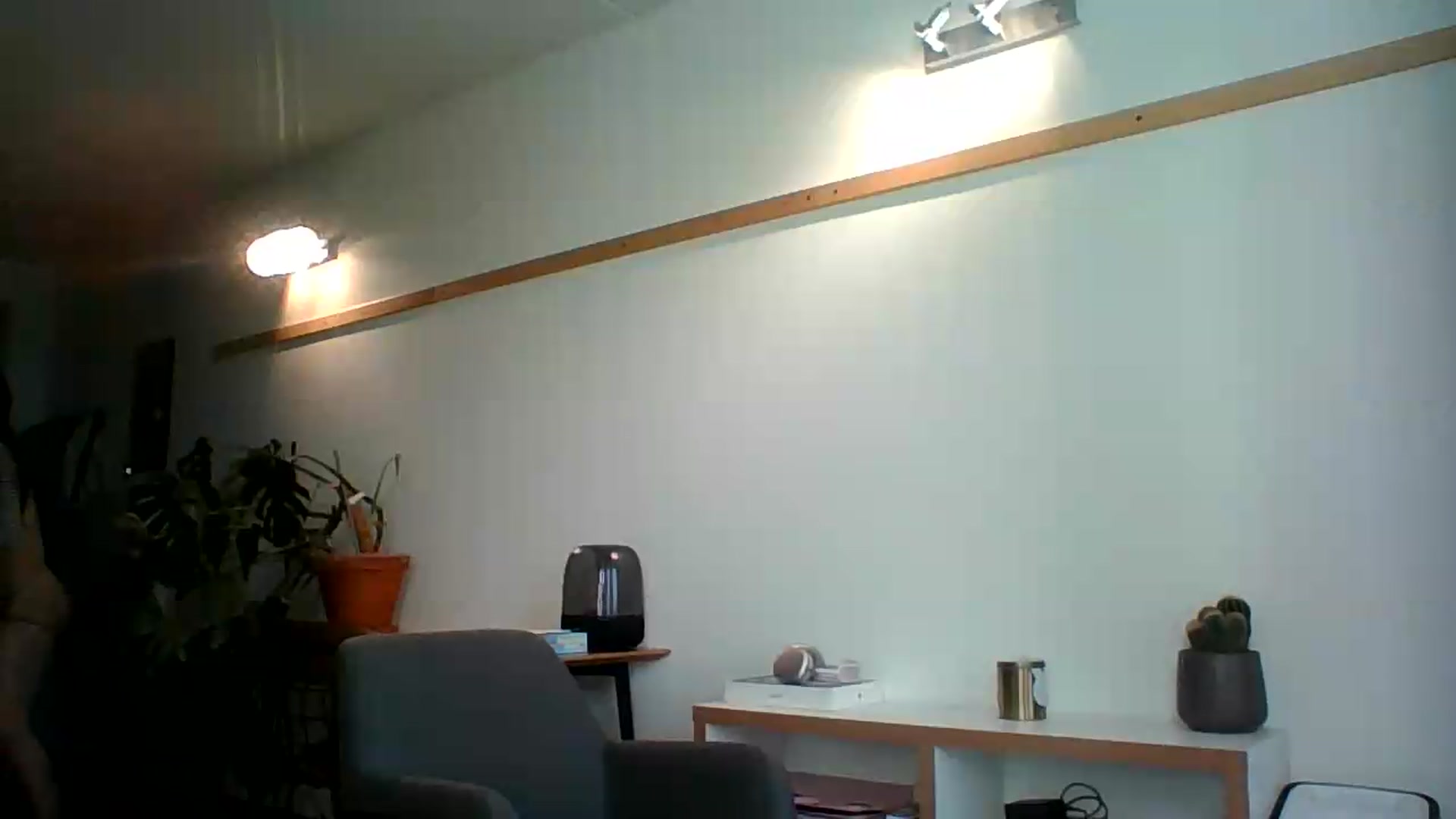 Gallery image thumbnail from KiraAmane's myfreecams stream on, 08/21/2026, 17:53 image 13 of 20