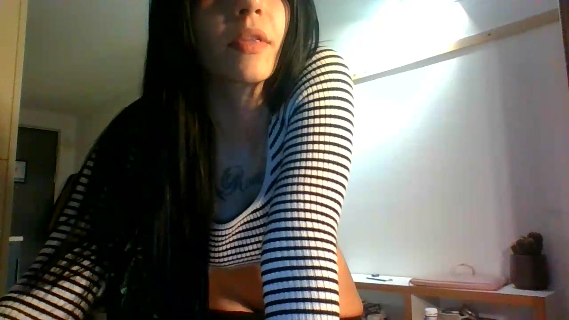 Gallery image thumbnail from KiraAmane's myfreecams stream on, 08/26/2026, 22:54 image 3 of 20