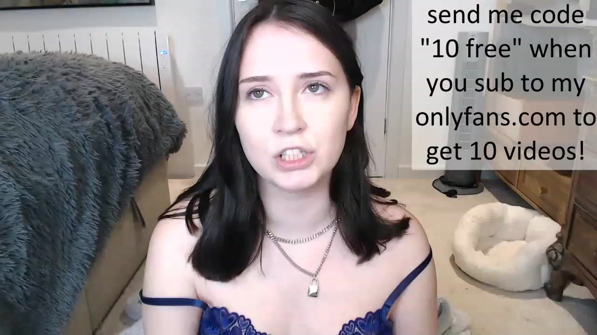 Gallery image thumbnail from KiraBee's myfreecams stream on, 03/06/2023, 24:06 image 4 of 20