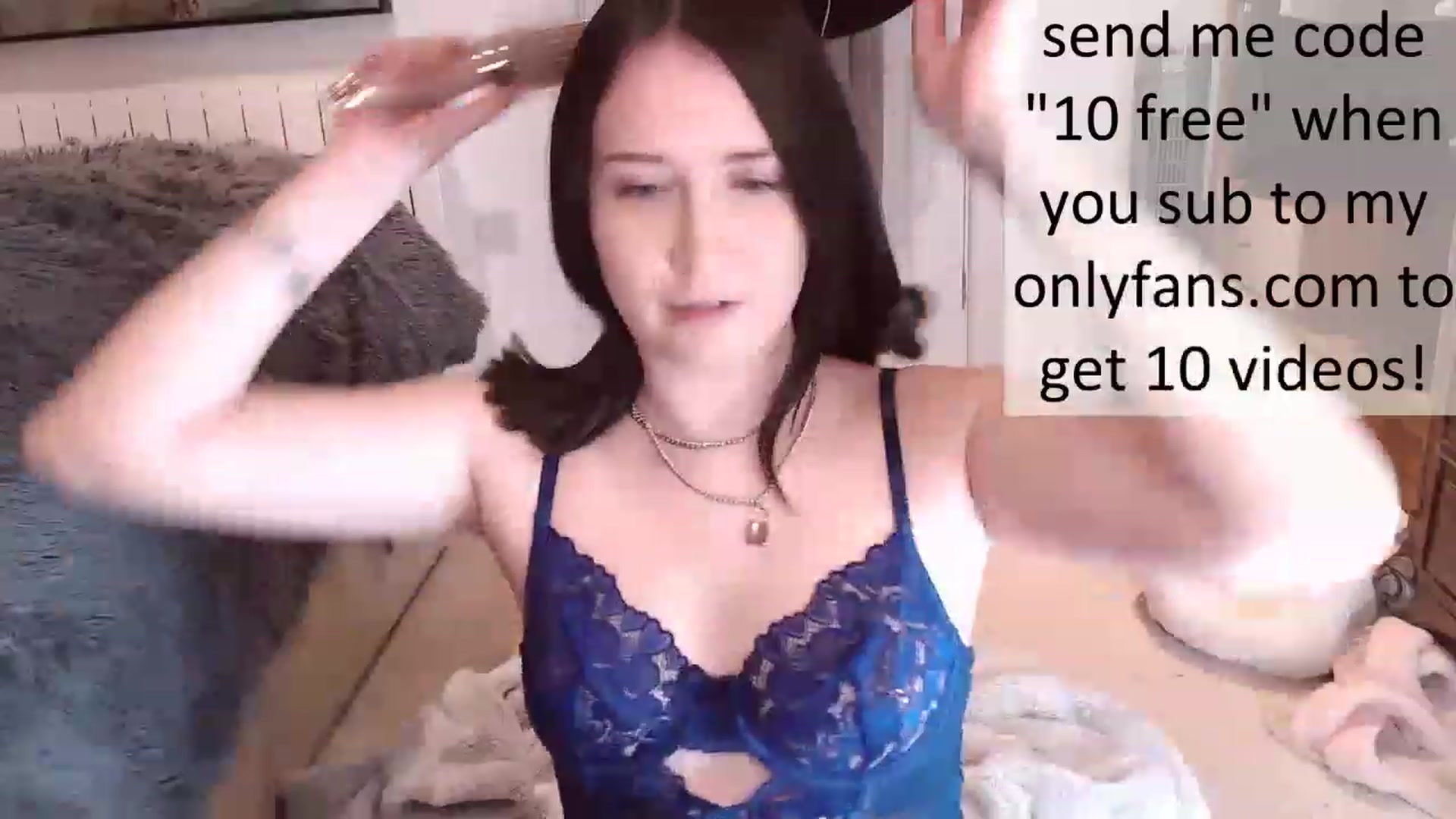 Gallery image thumbnail from KiraBee's myfreecams stream on, 03/06/2023, 24:06 image 19 of 20