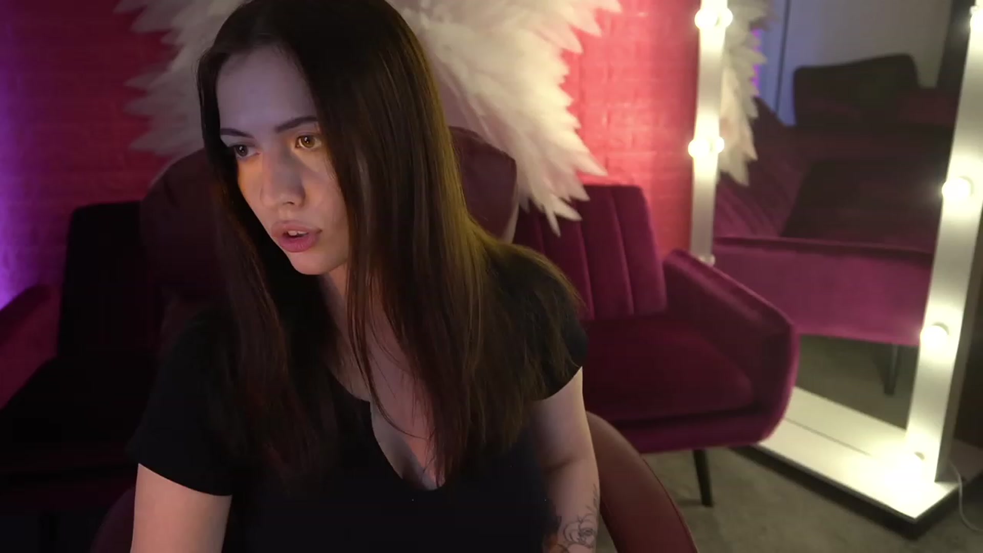 Gallery image thumbnail from KiraCandyy's myfreecams stream on, 05/30/2023, 11:55 image 2 of 20