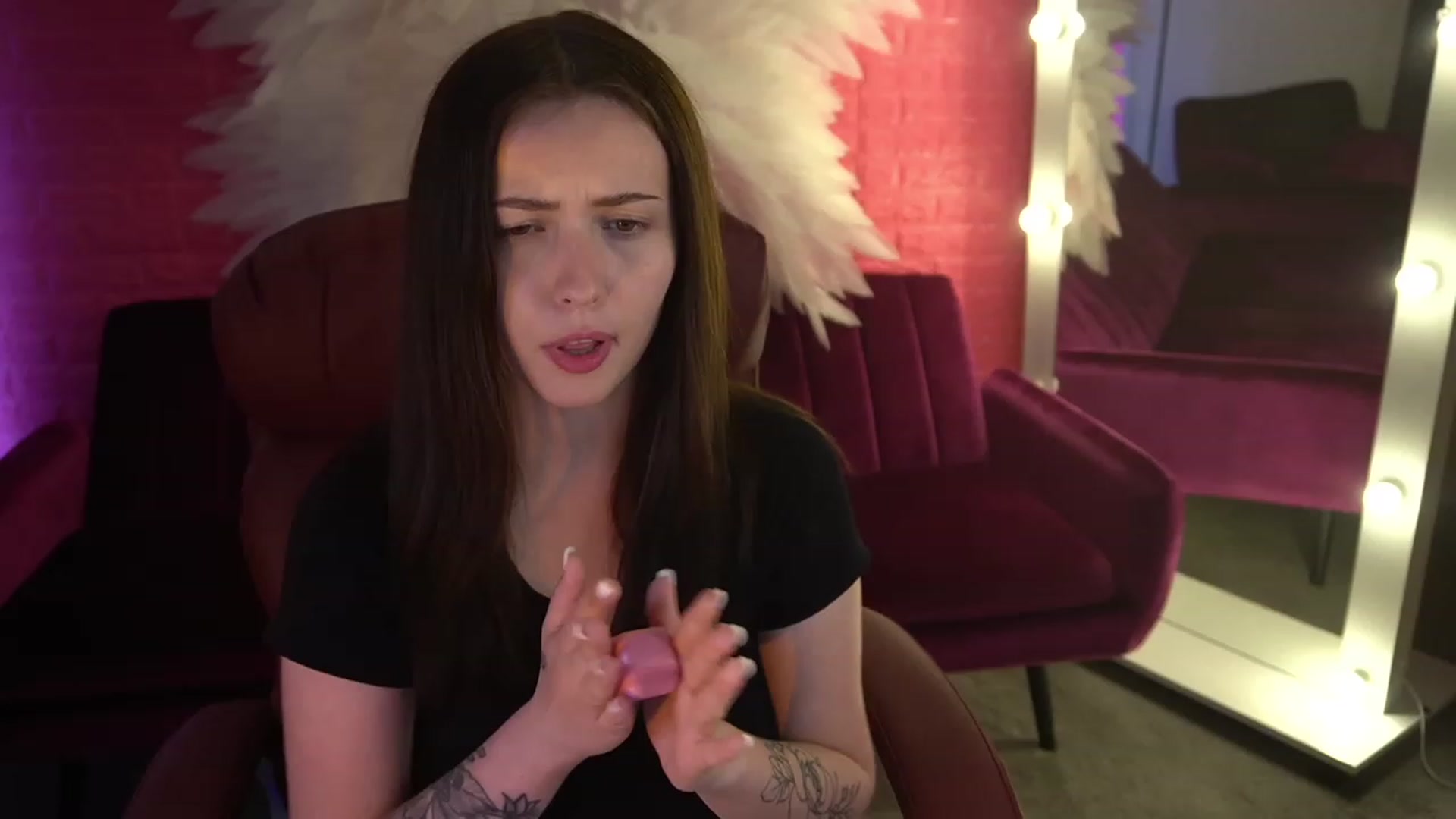 Gallery image thumbnail from KiraCandyy's myfreecams stream on, 05/30/2023, 11:55 image 17 of 20