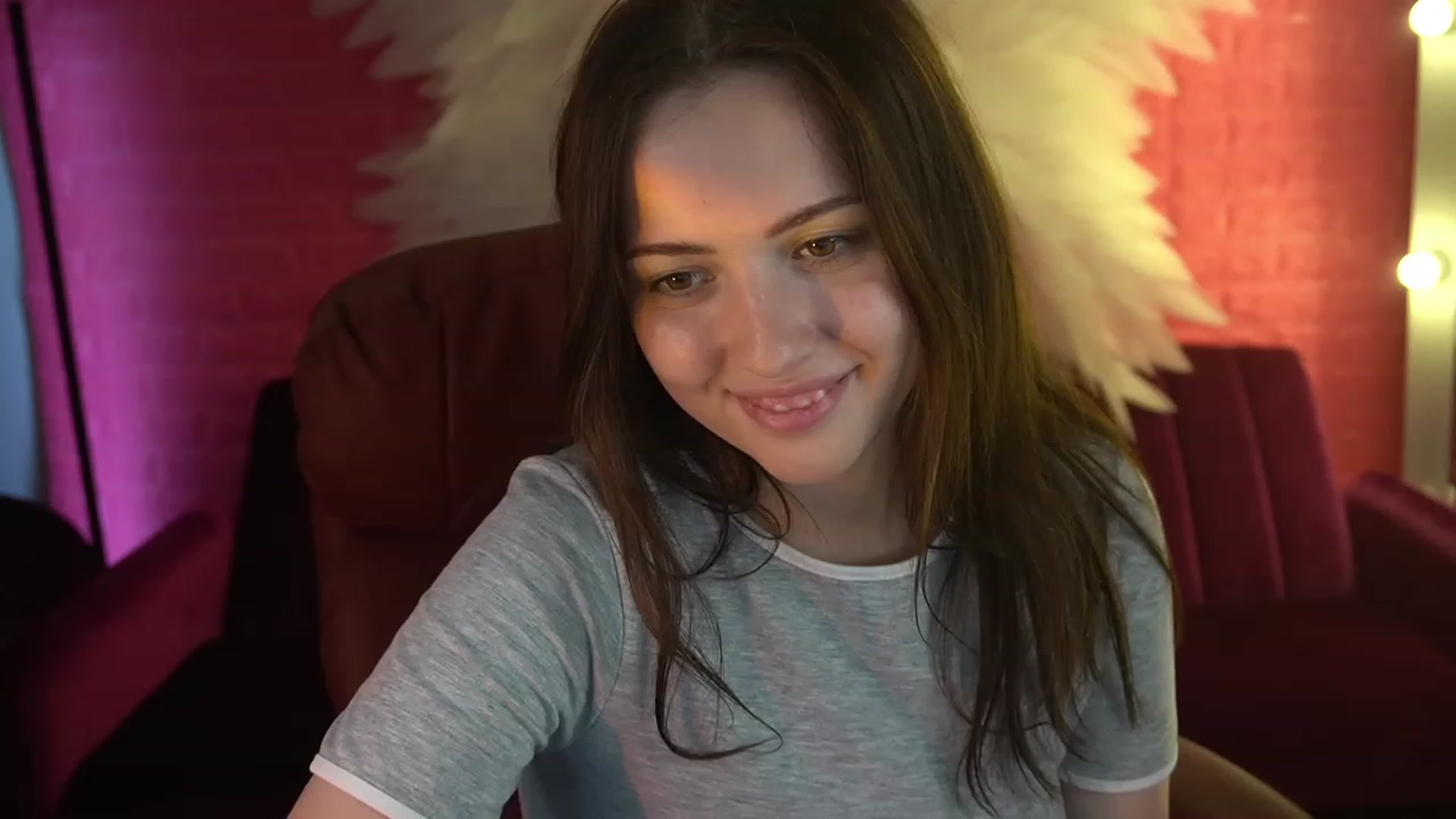 Gallery image thumbnail from KiraCandyy's myfreecams stream on, 06/01/2023, 10:23 image 15 of 20