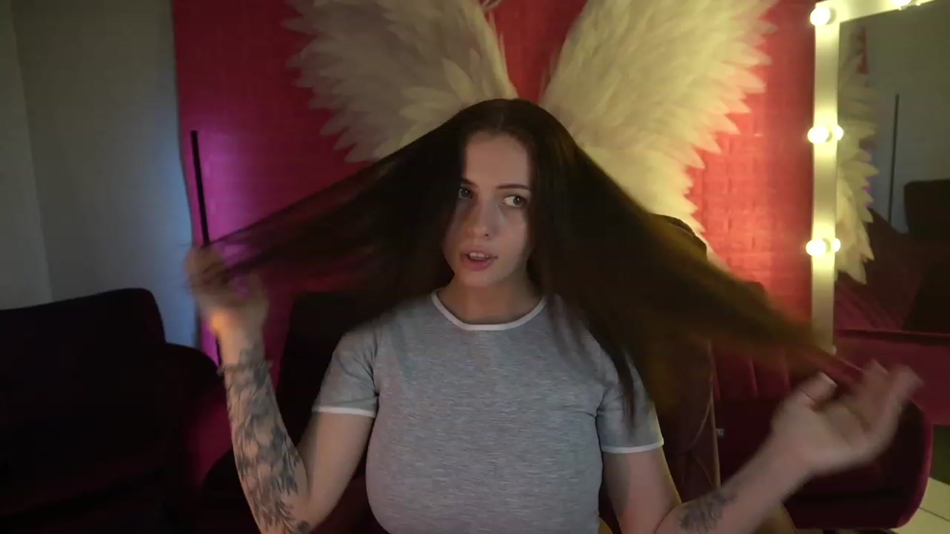 Gallery image thumbnail from KiraCandyy's myfreecams stream on, 06/01/2023, 10:23 image 1 of 20