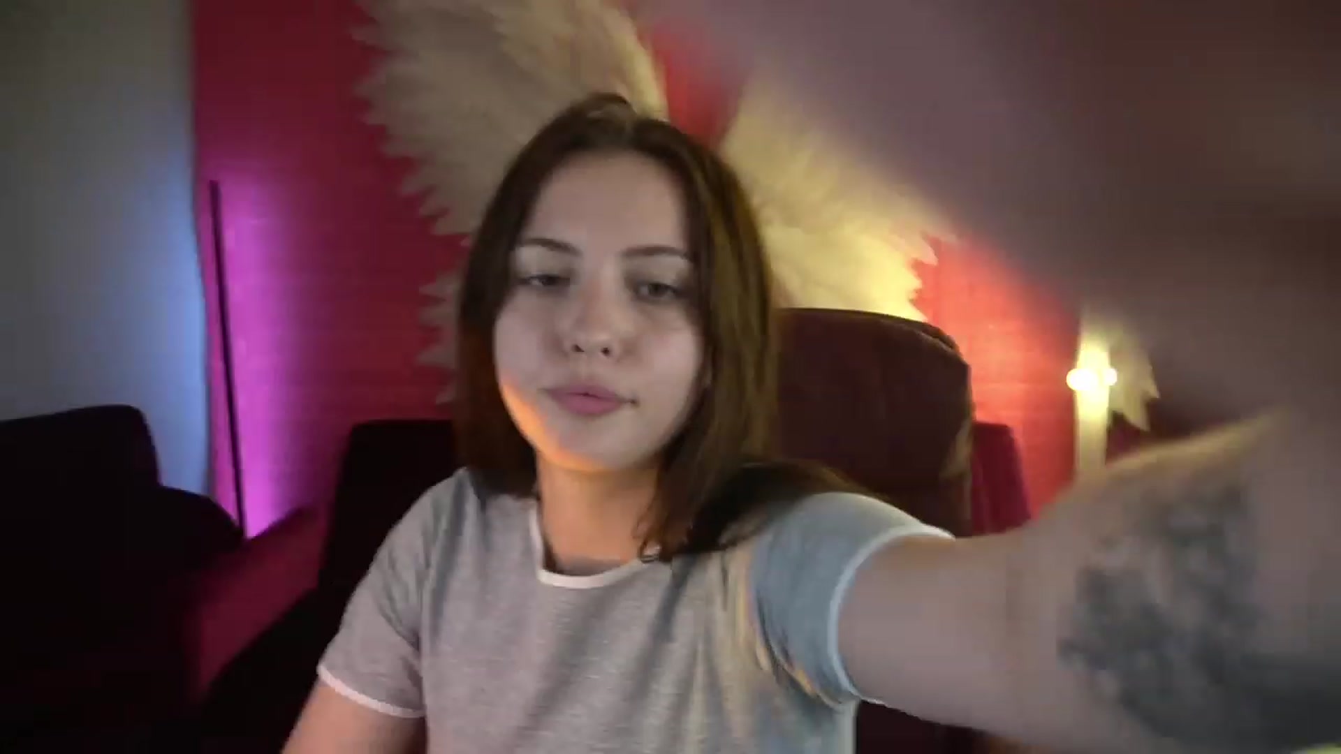 Gallery image thumbnail from KiraCandyy's myfreecams stream on, 06/01/2023, 10:35 image 8 of 20