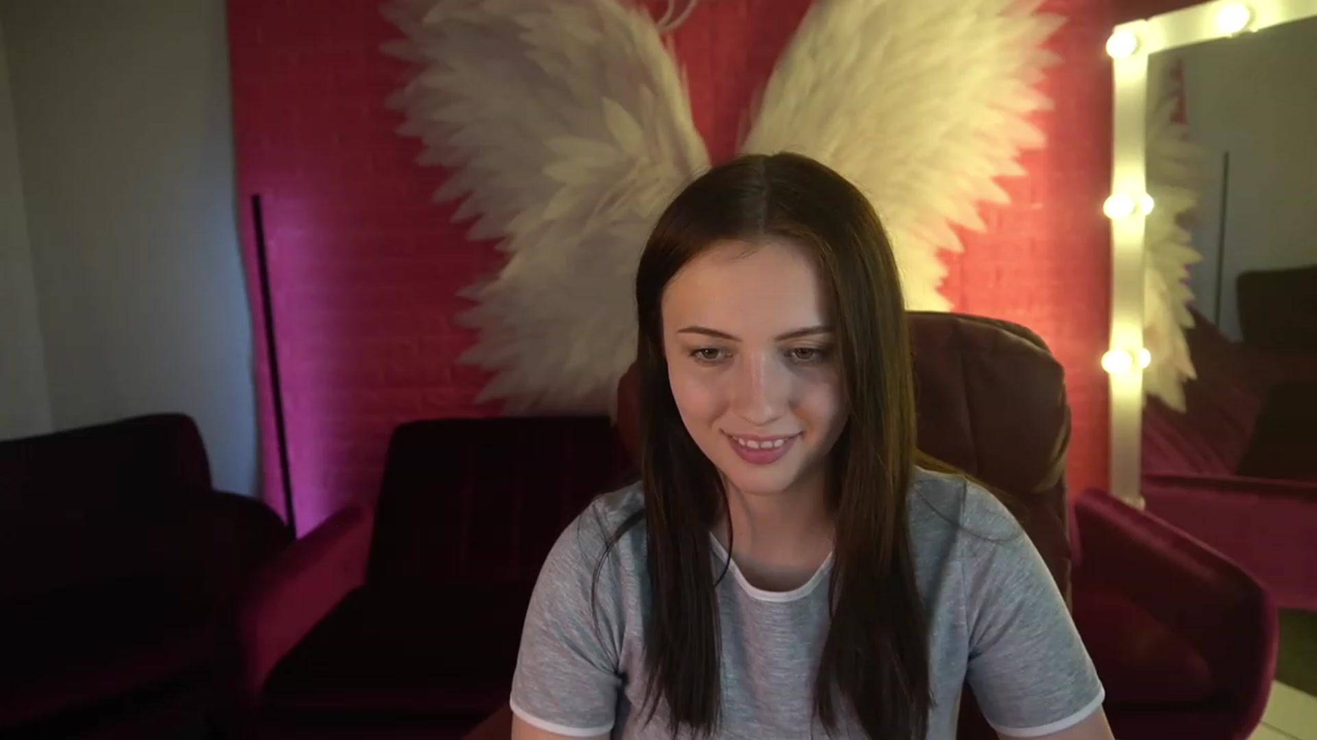 Gallery image thumbnail from KiraCandyy's myfreecams stream on, 06/01/2023, 11:49 image 8 of 20