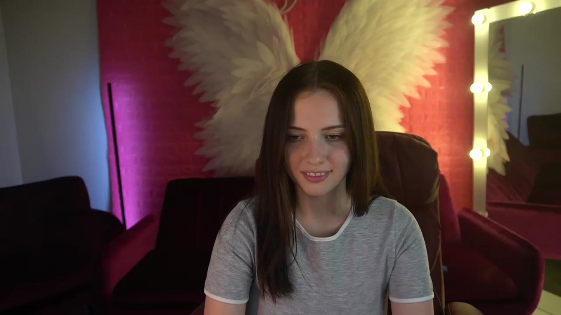 Gallery image thumbnail from KiraCandyy's myfreecams stream on, 06/01/2023, 11:49 image 4 of 20