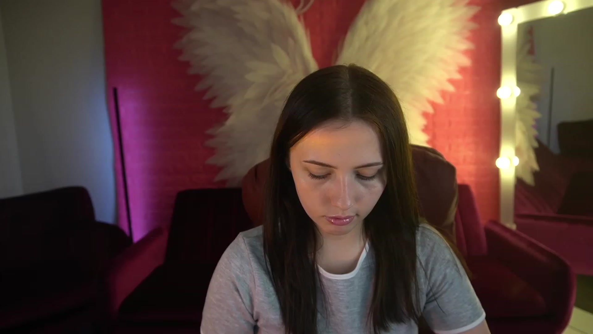 Gallery image thumbnail from KiraCandyy's myfreecams stream on, 06/01/2023, 11:49 image 14 of 20