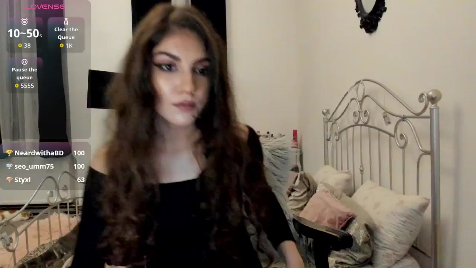 Gallery image thumbnail from KiraCherry's myfreecams stream on, 11/10/2025, 04:17 image 6 of 20