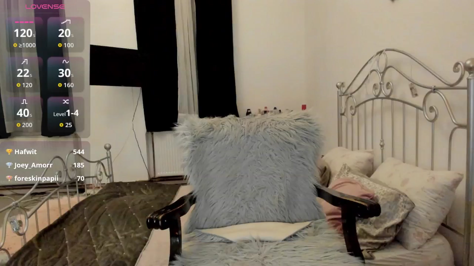 Gallery image thumbnail from KiraCherry's myfreecams stream on, 11/14/2025, 02:25 image 18 of 20