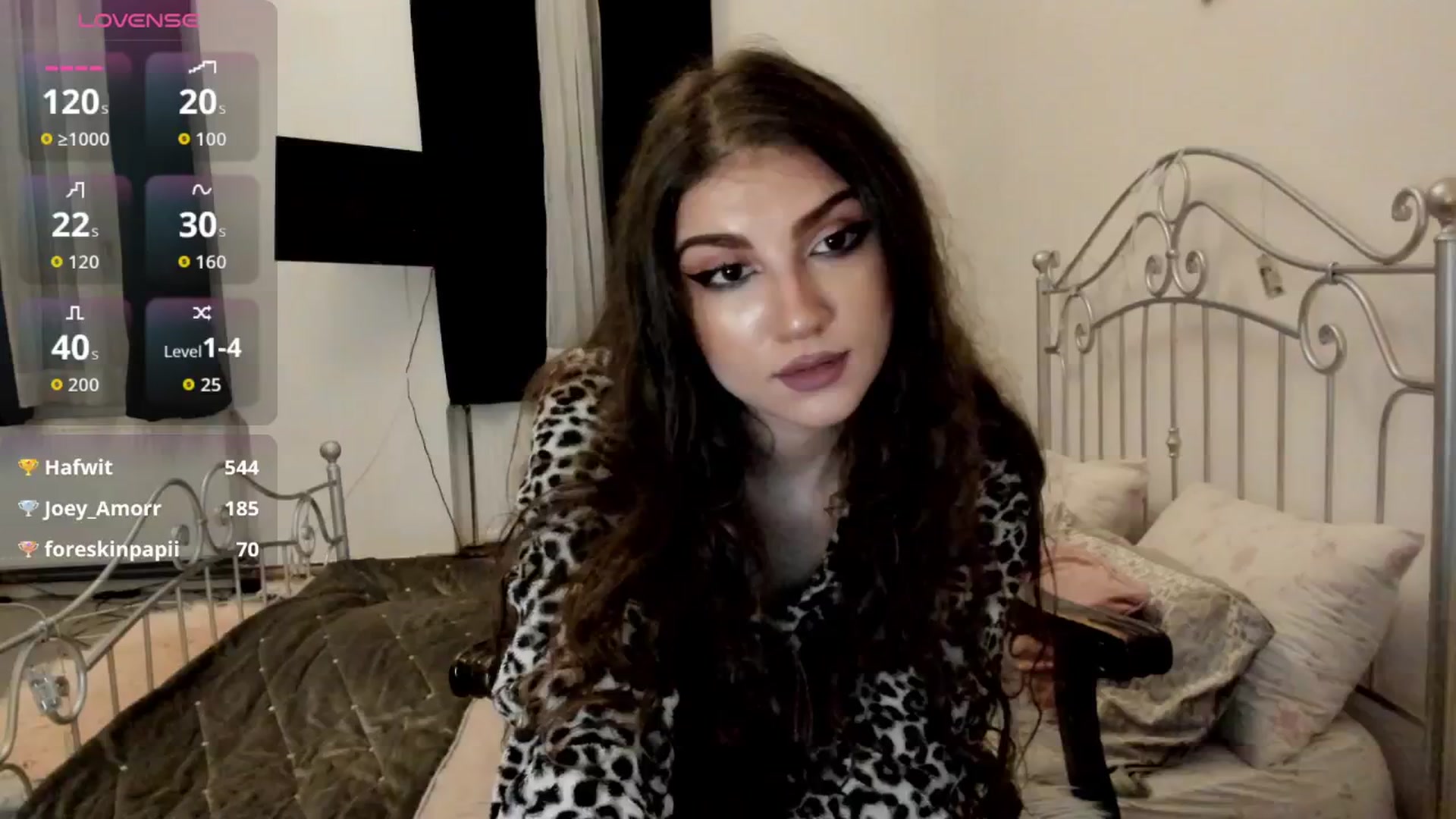 Gallery image thumbnail from KiraCherry's myfreecams stream on, 11/14/2025, 02:25 image 1 of 20