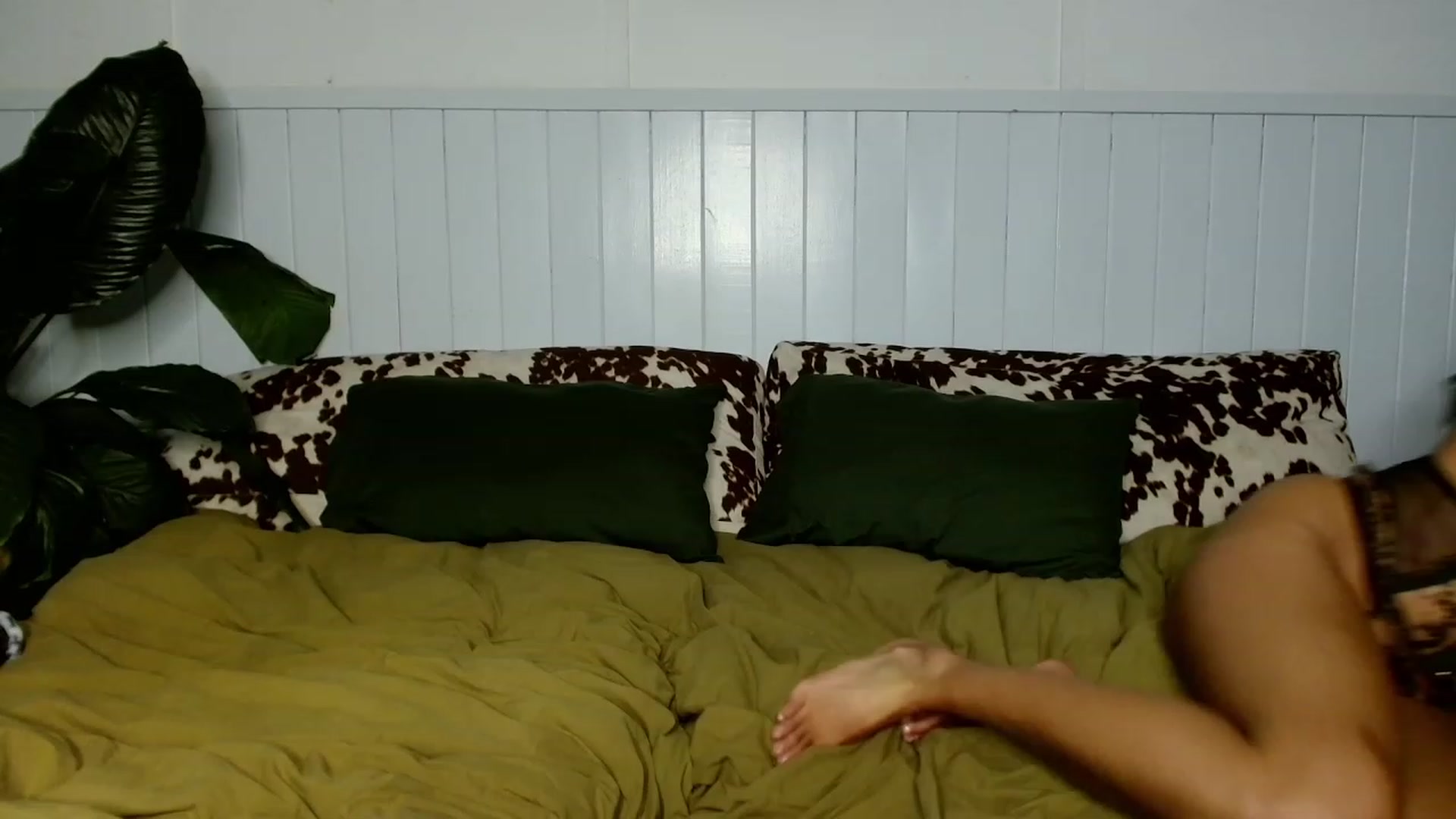 Gallery image thumbnail from KiraDRIP's myfreecams stream on, 05/31/2023, 06:00 image 14 of 20
