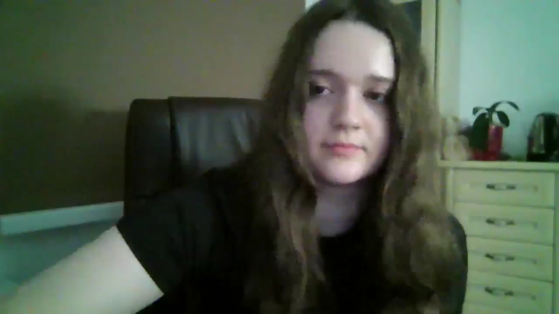 Gallery image thumbnail from KiraDelys's myfreecams stream on, 12/08/2025, 03:56 image 14 of 20