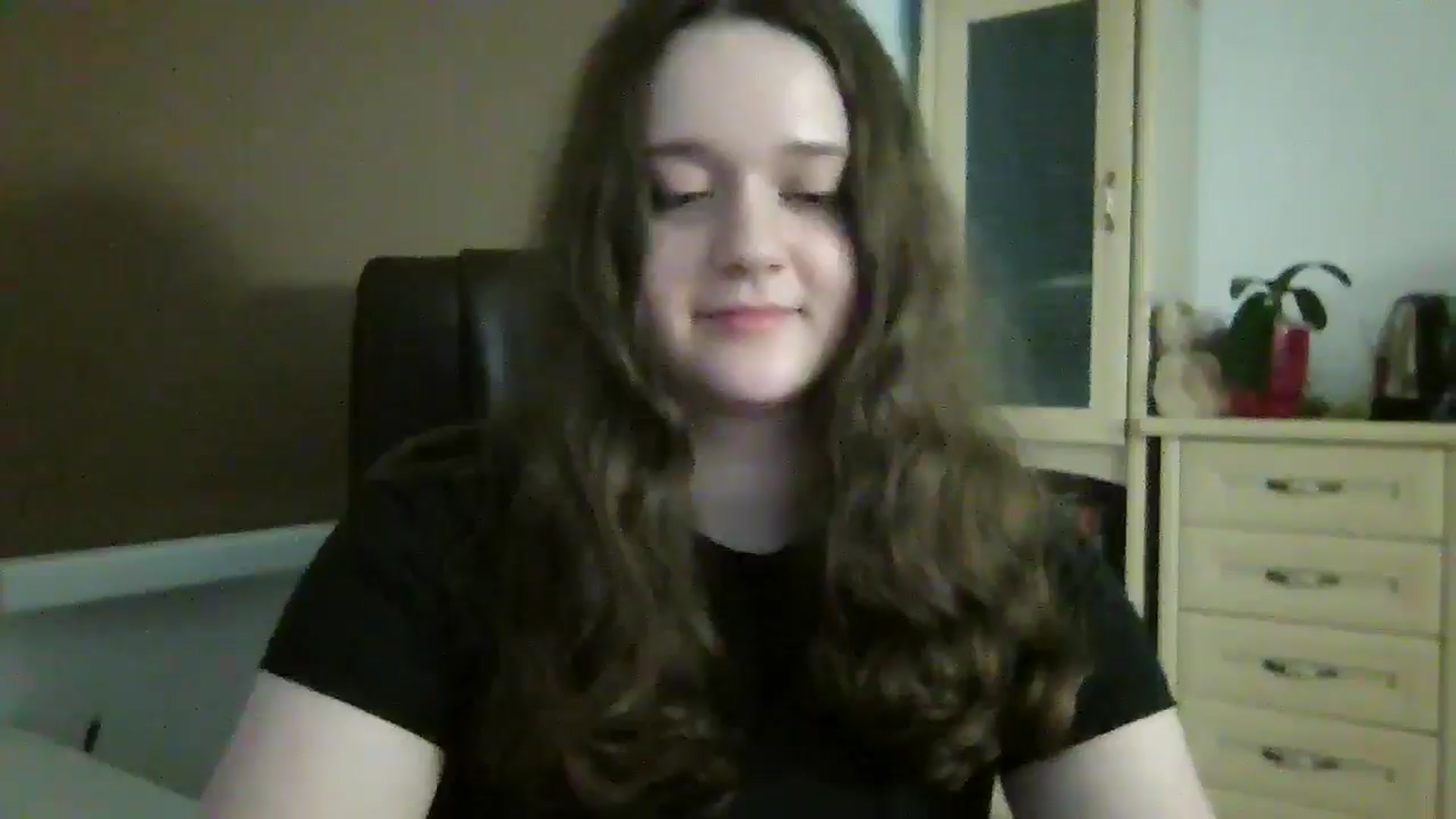 Gallery image thumbnail from KiraDelys's myfreecams stream on, 12/08/2025, 03:56 image 20 of 20