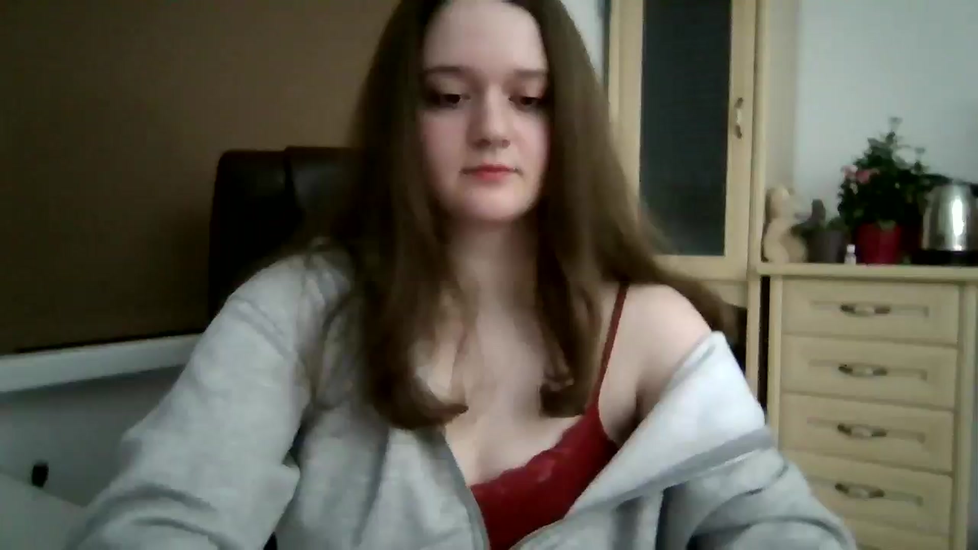 Gallery image thumbnail from KiraDelys's myfreecams stream on, 12/12/2025, 02:47 image 20 of 20