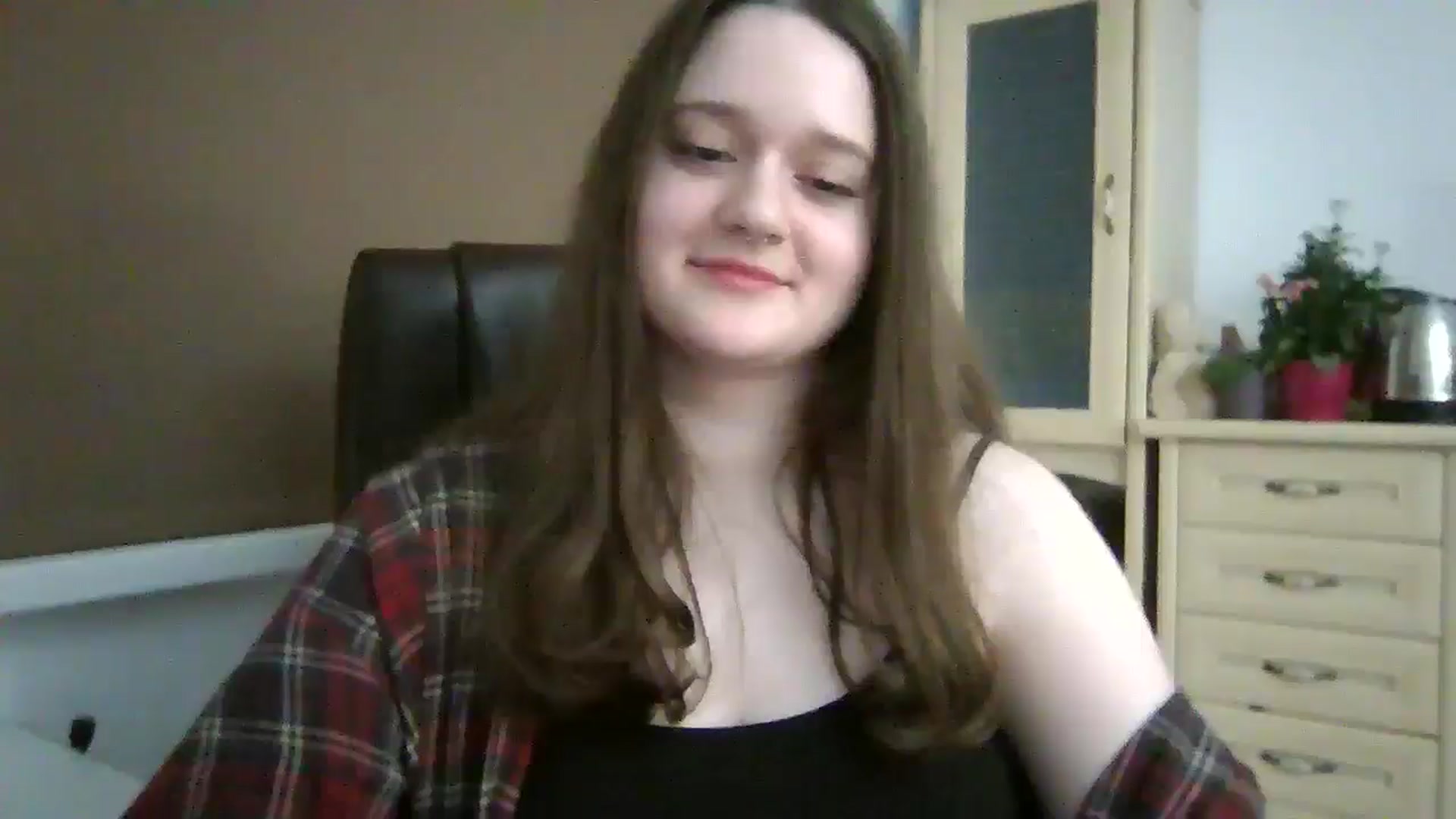 Gallery image thumbnail from KiraDelys's myfreecams stream on, 12/15/2025, 05:09 image 10 of 20