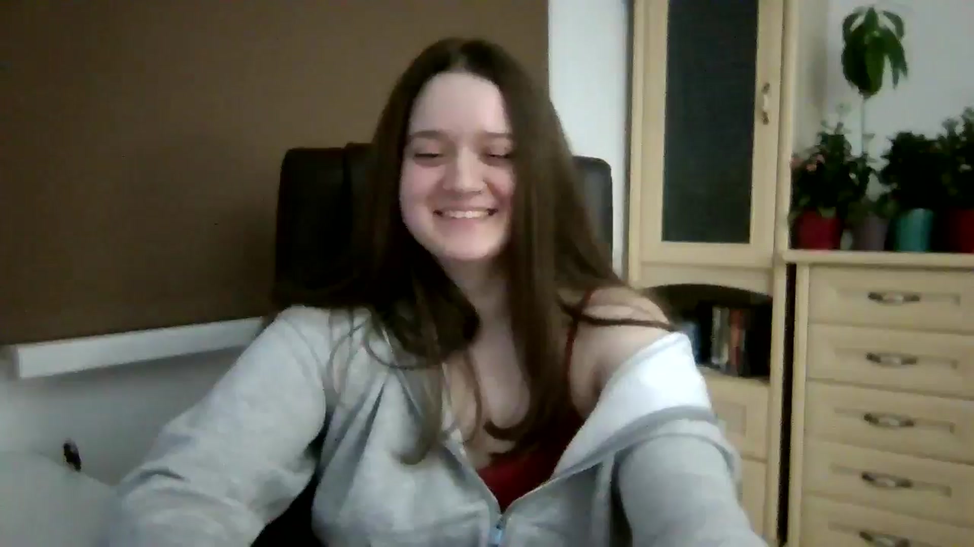 Gallery image thumbnail from KiraDelys's myfreecams stream on, 12/21/2025, 02:22 image 6 of 20