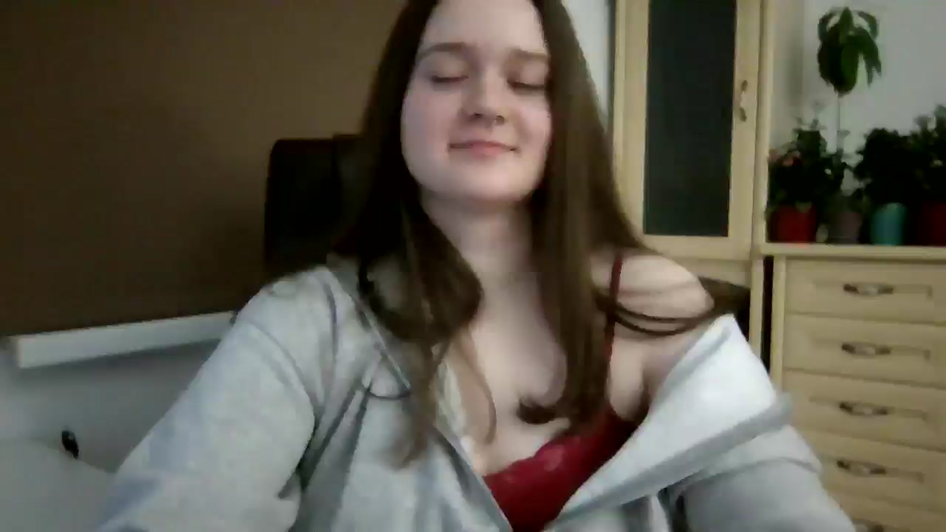 Gallery image thumbnail from KiraDelys's myfreecams stream on, 12/21/2025, 02:22 image 10 of 20