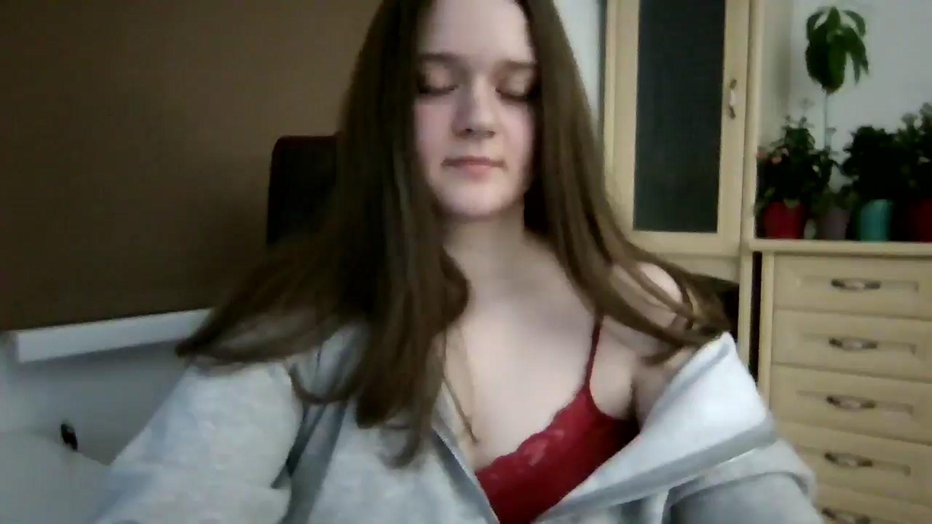 Gallery image thumbnail from KiraDelys's myfreecams stream on, 12/21/2025, 02:22 image 13 of 20