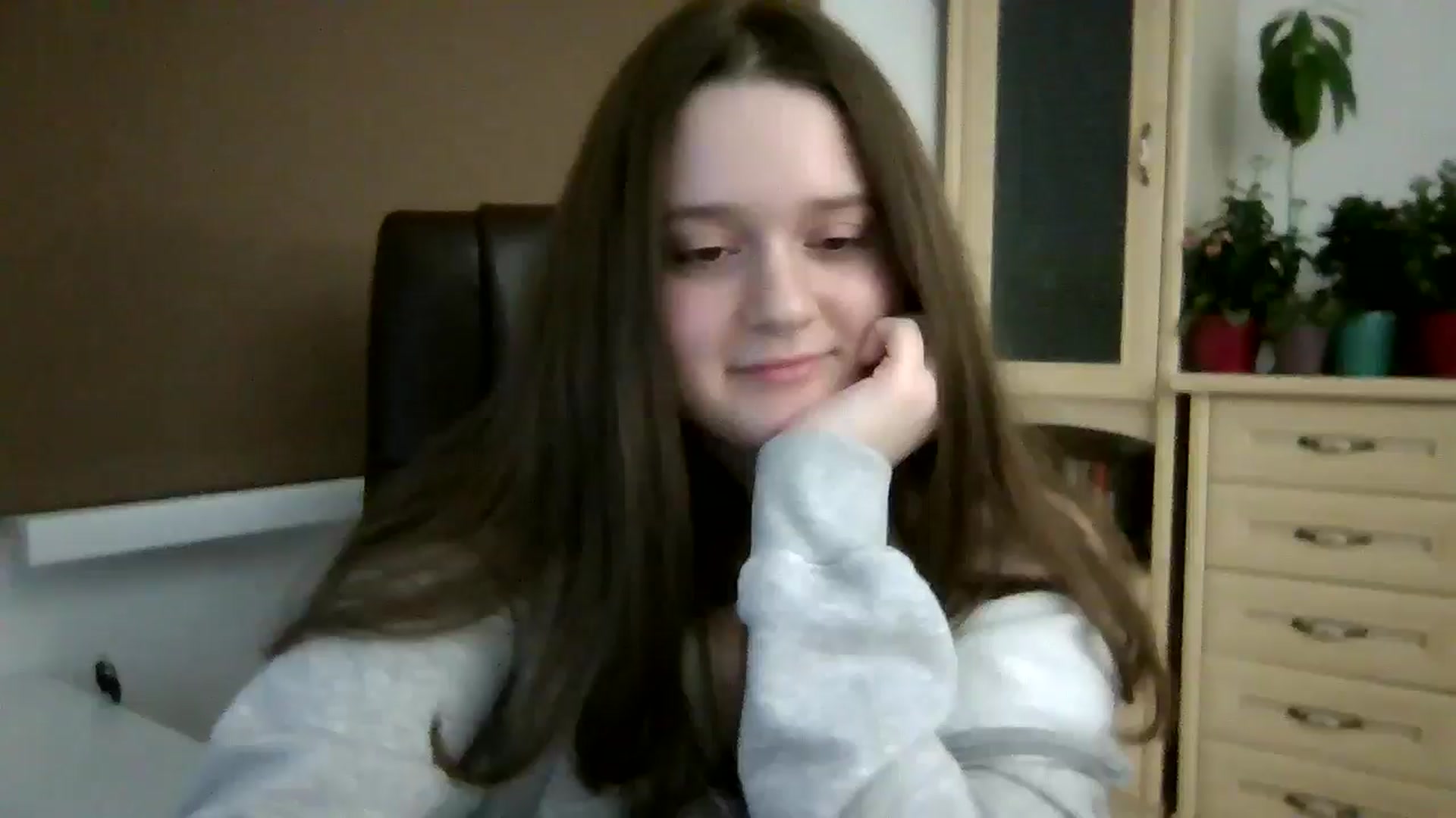 Gallery image thumbnail from KiraDelys's myfreecams stream on, 12/21/2025, 02:22 image 18 of 20