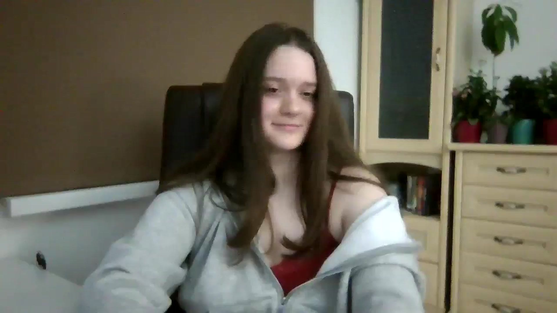 Gallery image thumbnail from KiraDelys's myfreecams stream on, 12/21/2025, 02:22 image 5 of 20